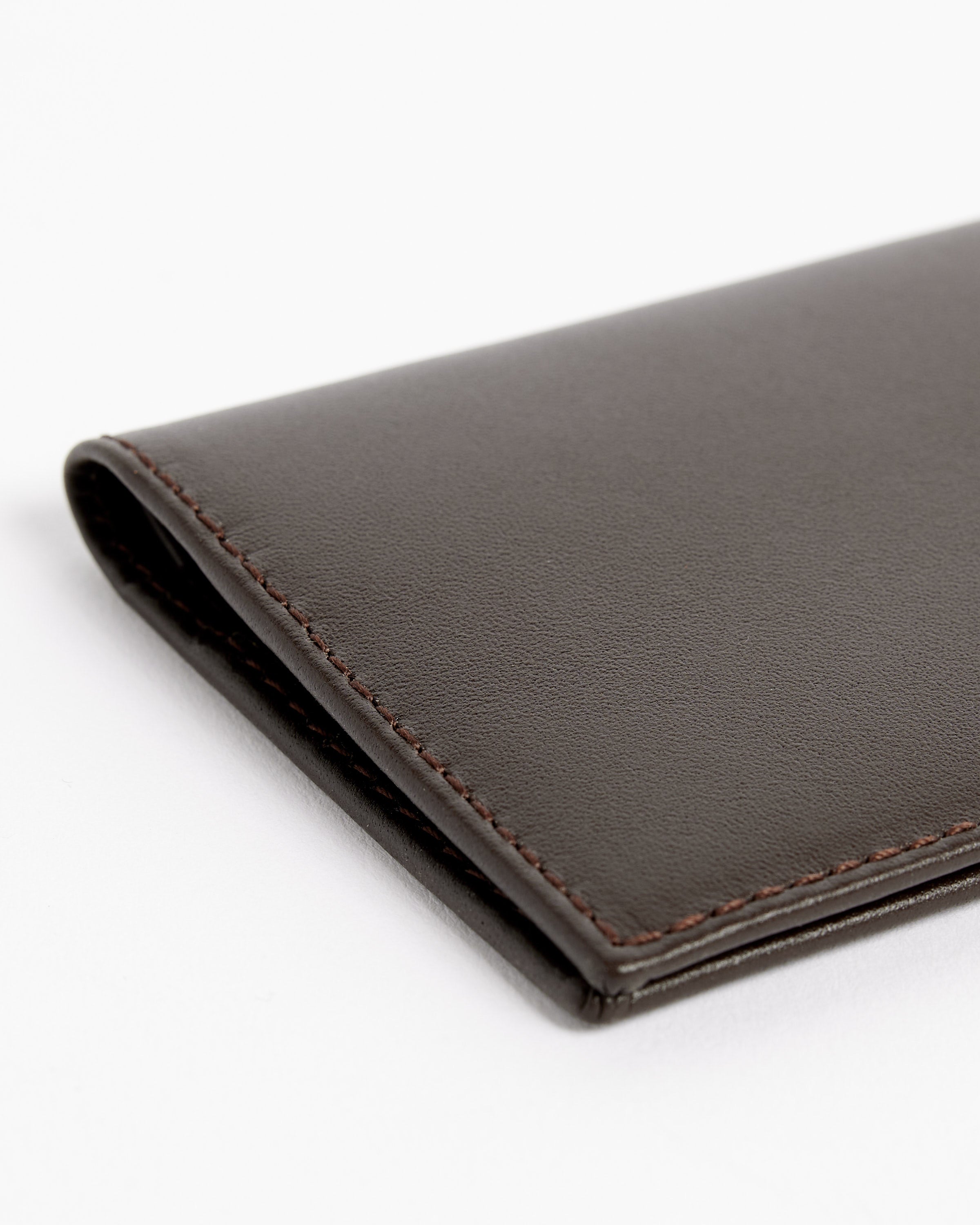 Classic Cardholder in Brown