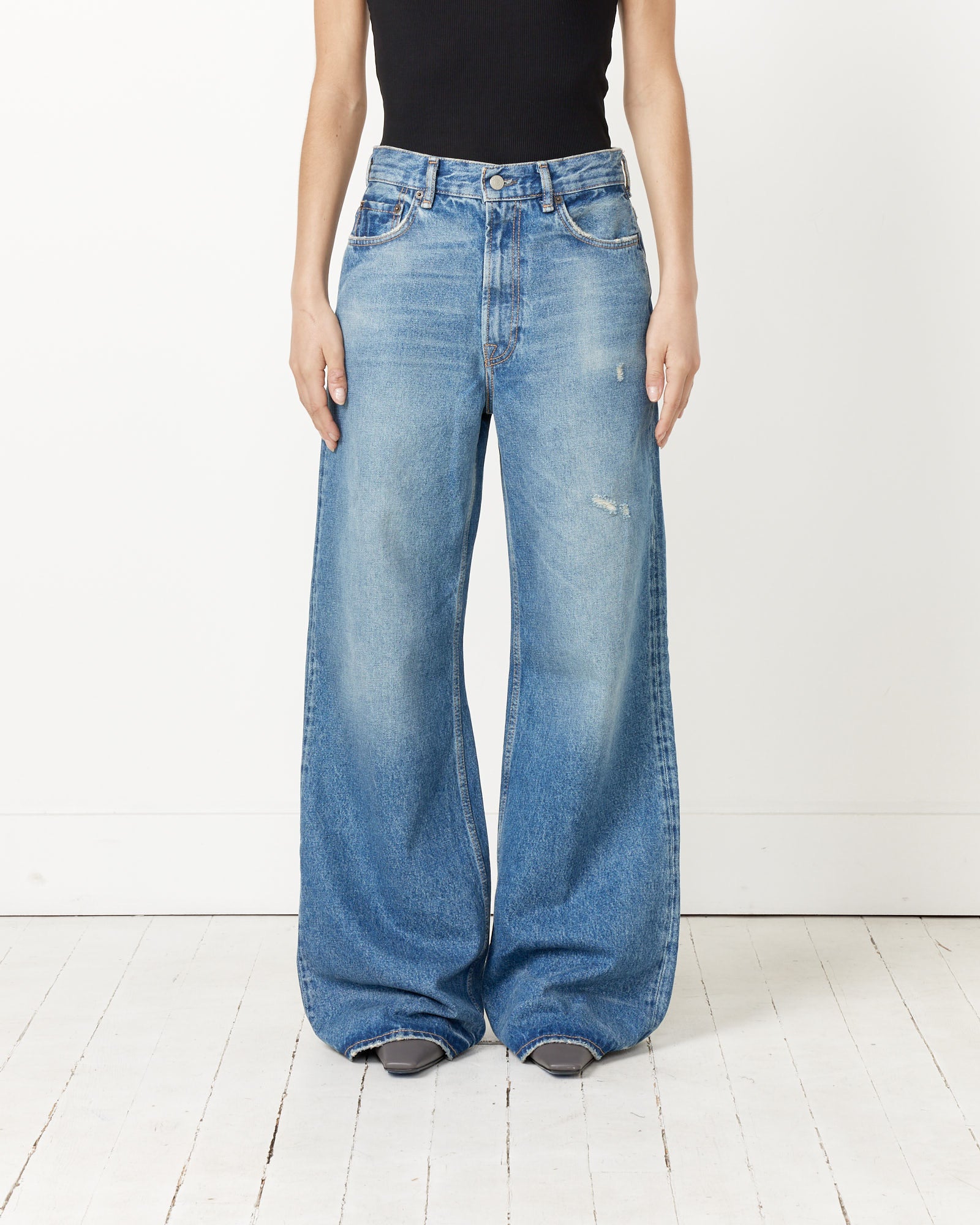Acne Studios 2022 28/32 リラックスフィットジーンズ - 2022F