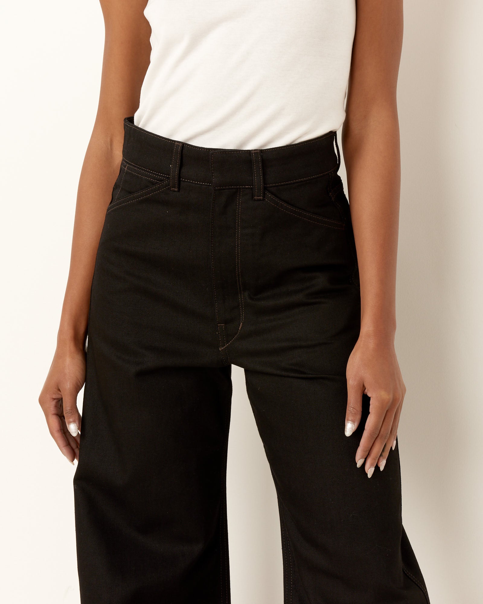 High Waisted Curved Pant in Black