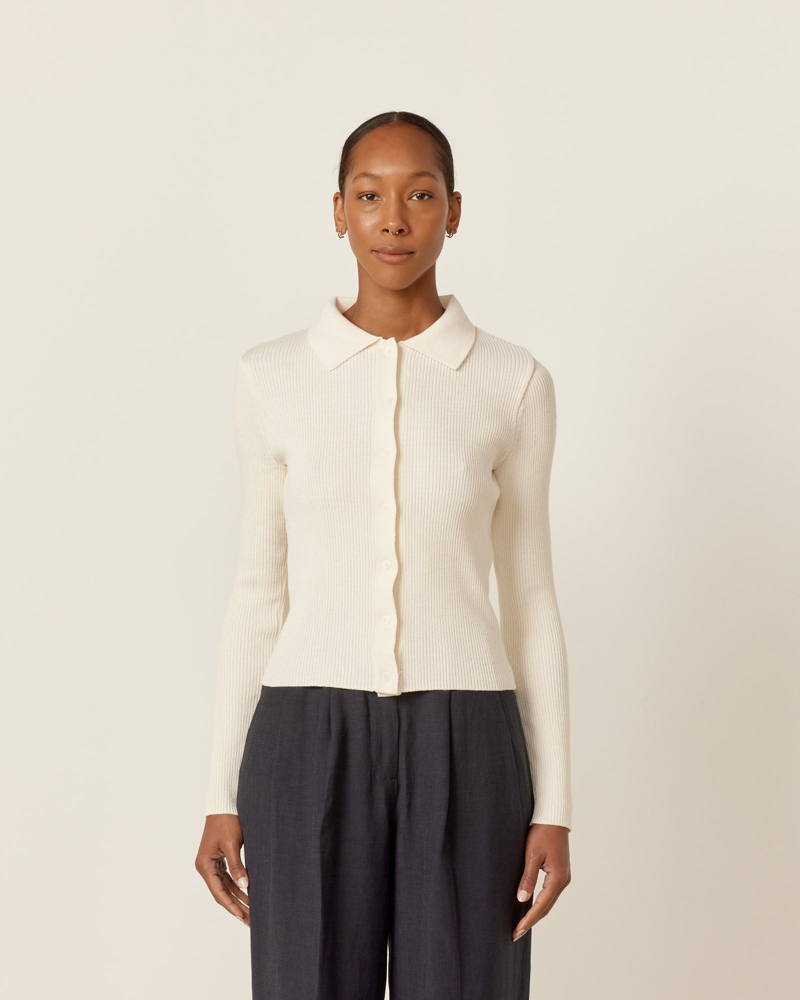 Ribbed Short Cardigan in Ivory