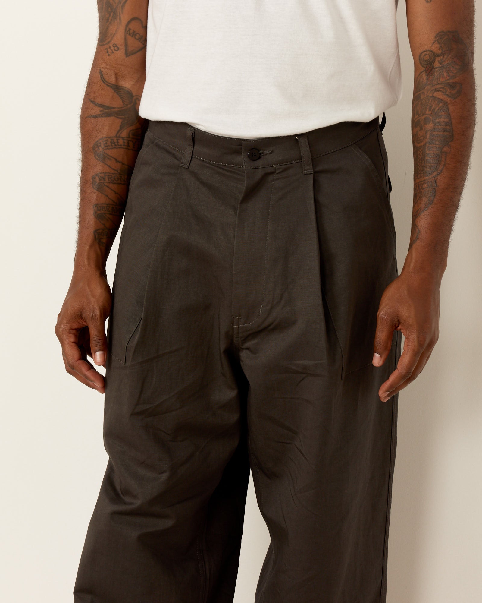 Linen Mixed Baker Pant in Charcoal