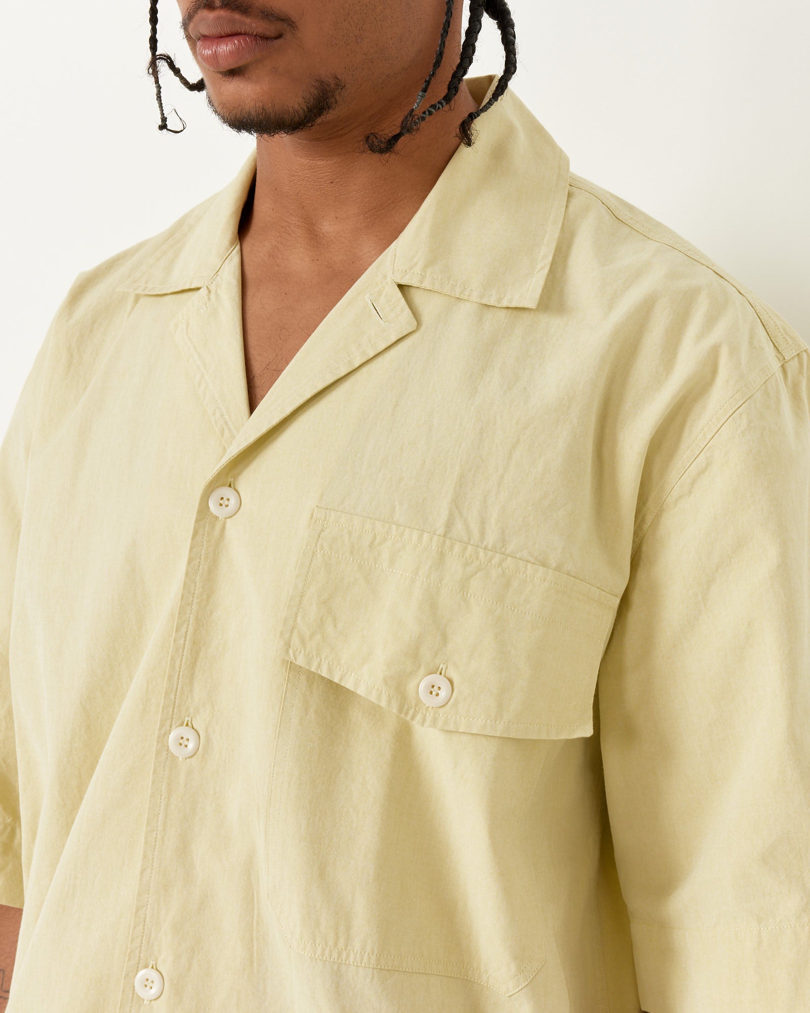 Flap Pocket Shirt in Pale Yellow