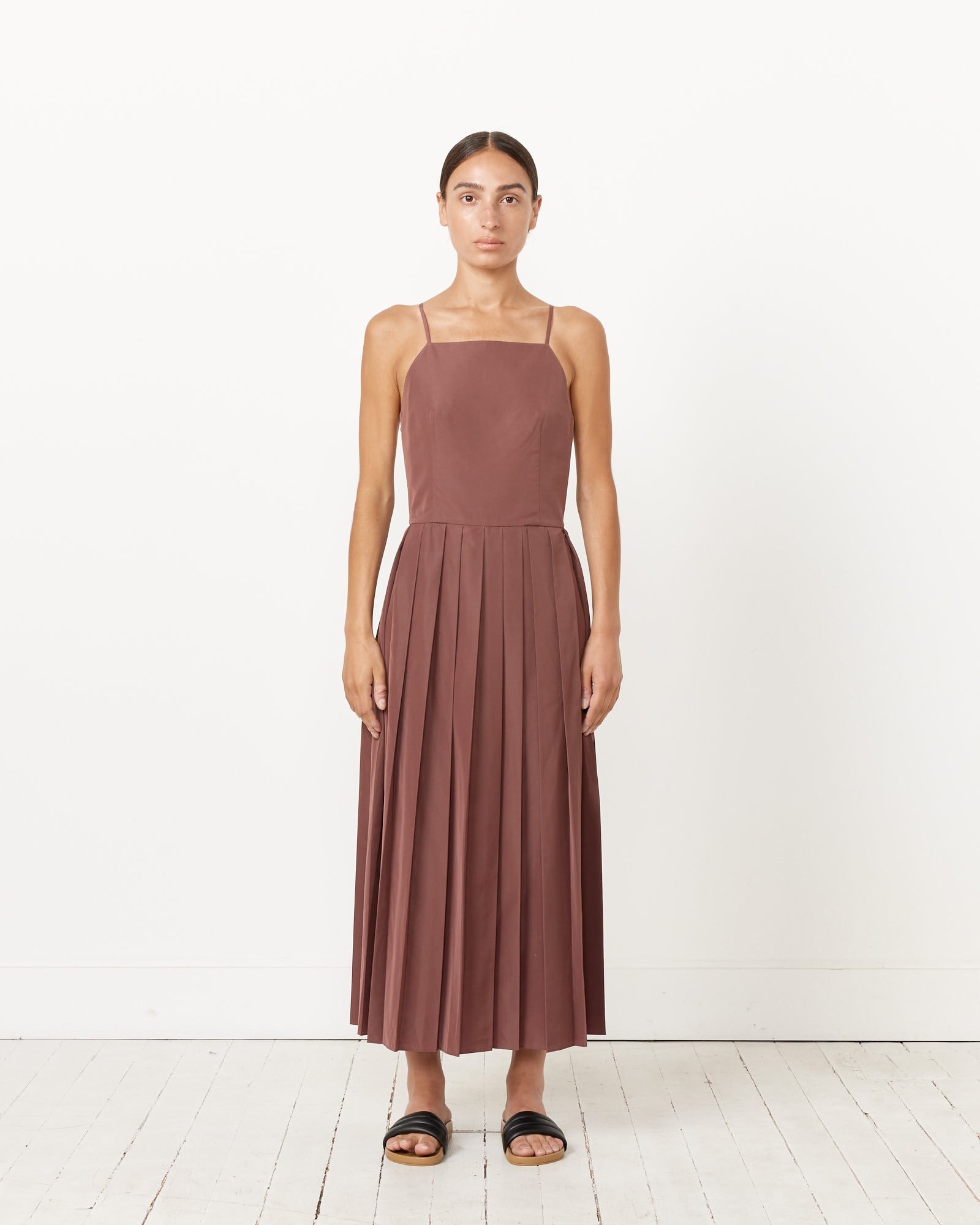 Italian Sporty Overall Dress in Cinnamon Italian Sporty Overall Dress in Cinnamon