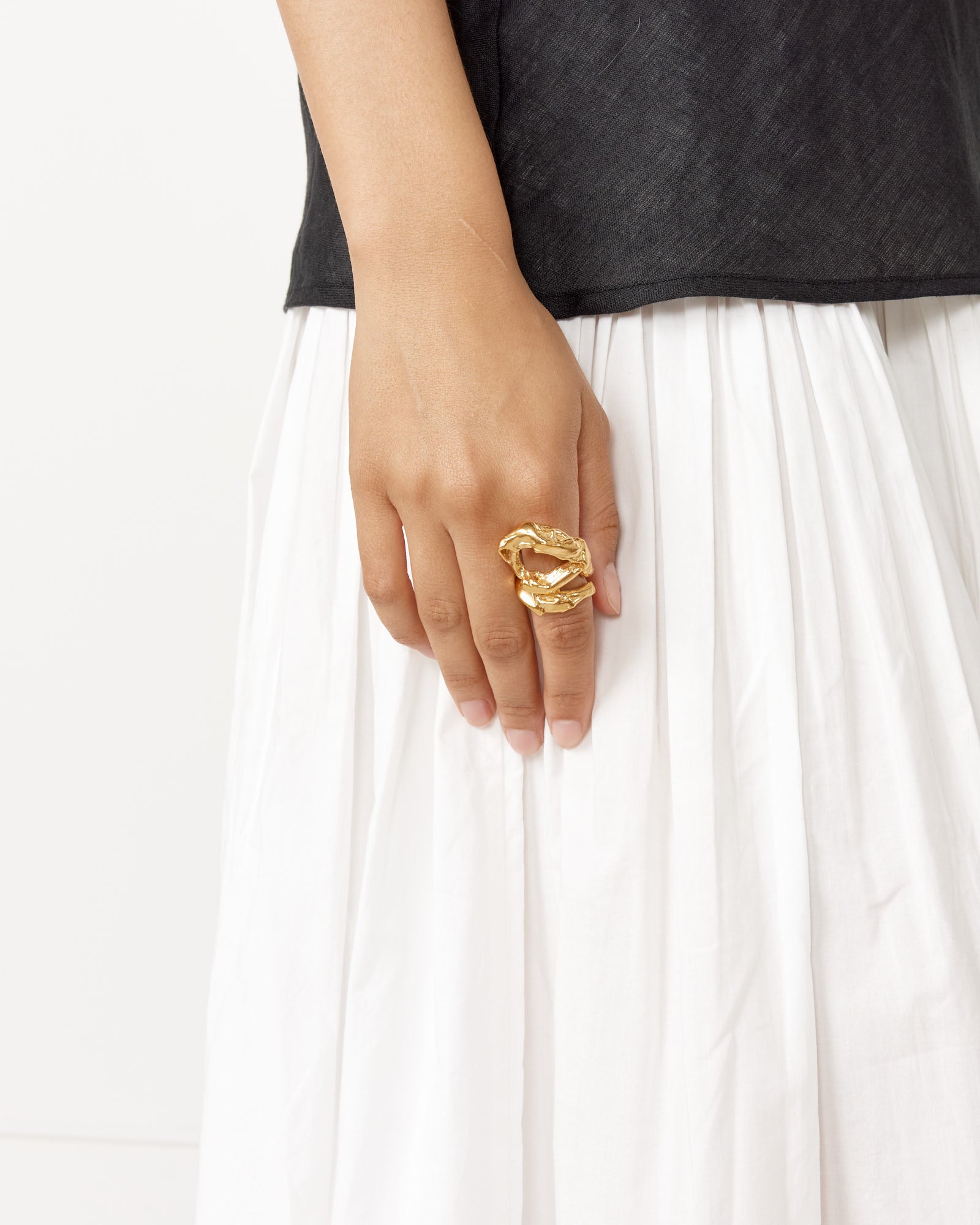 Pedrera Ring in Gold Plated