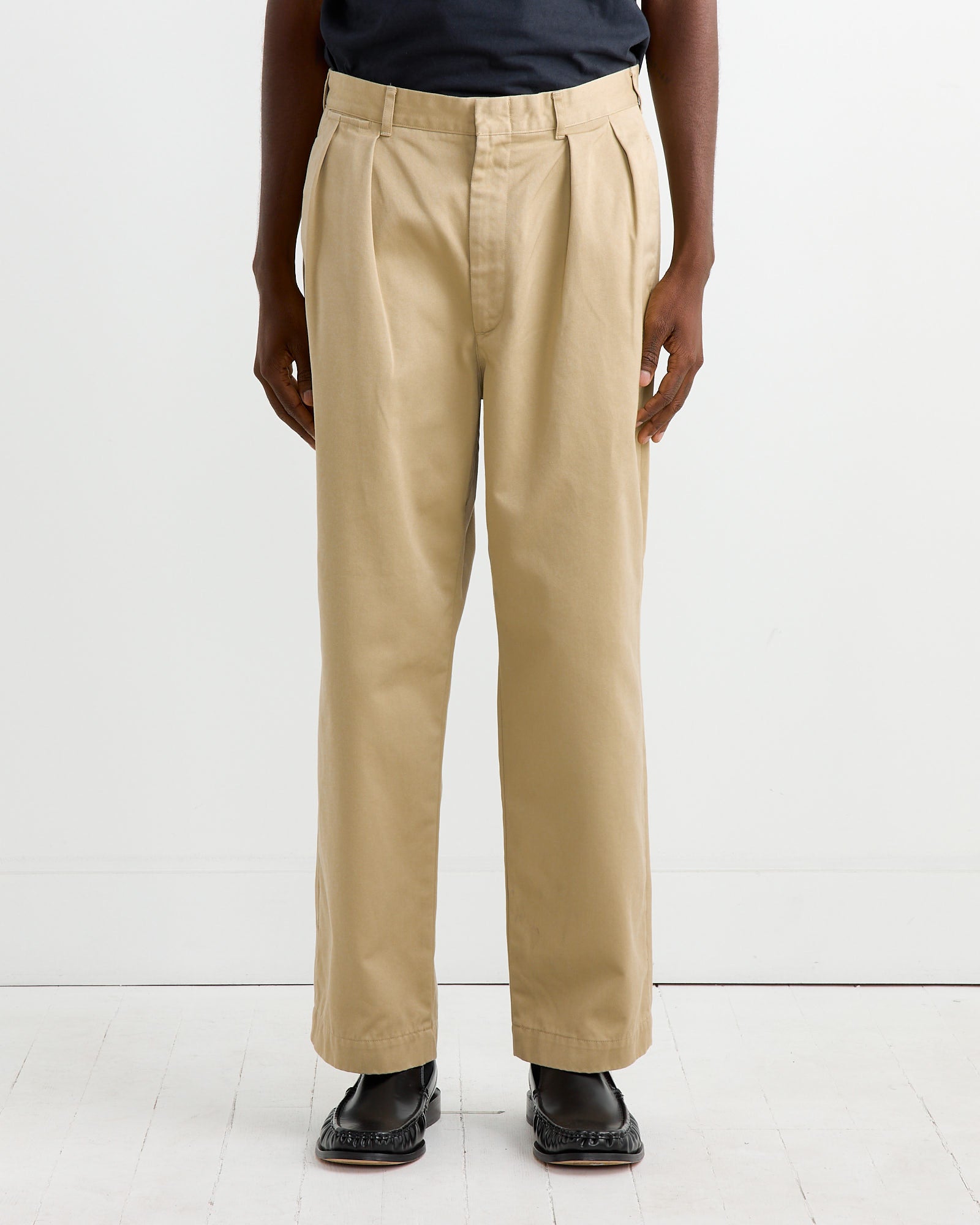 Double Pleat Chino Pant in Khaki - Main Image