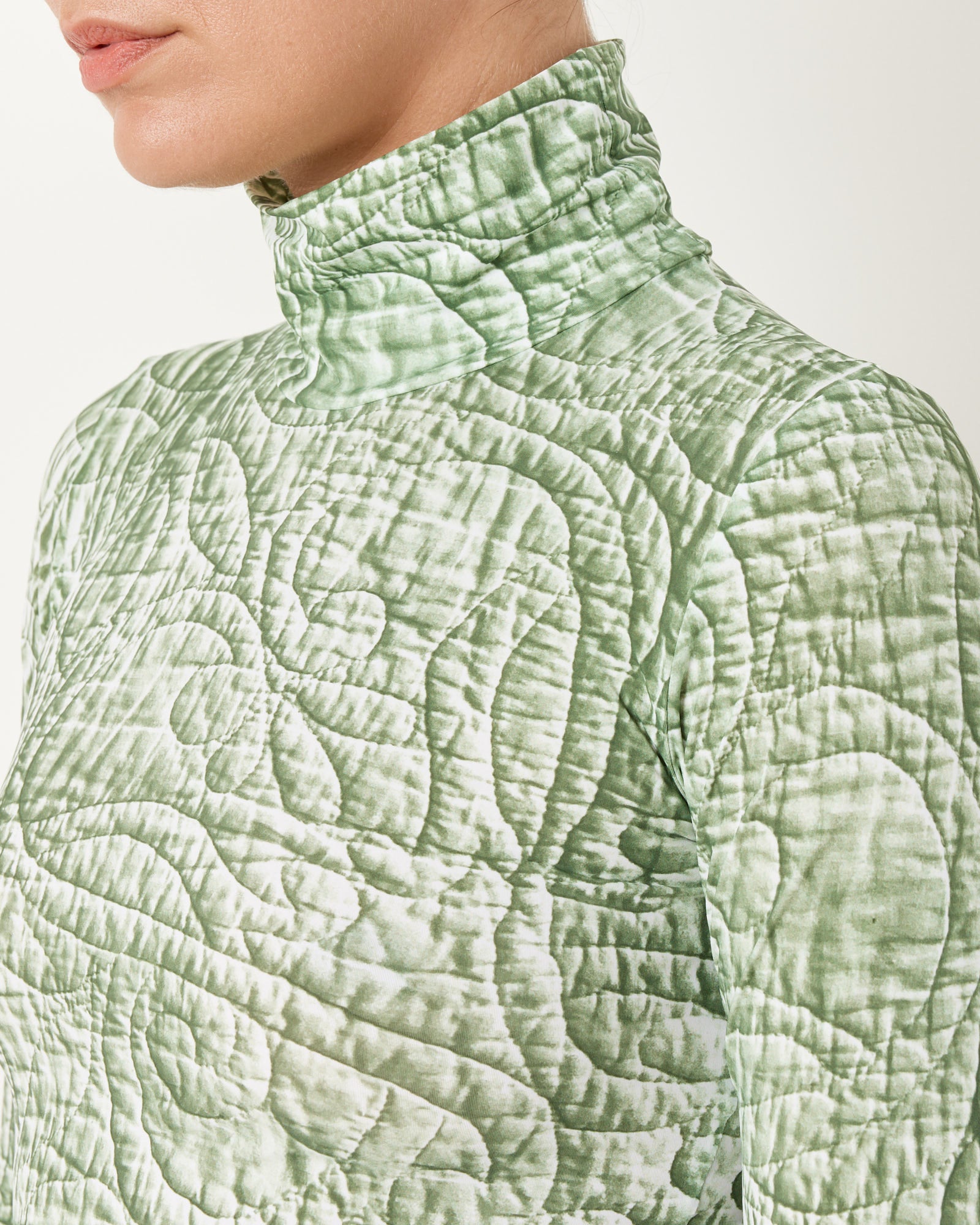Long-sleeved Top in Green