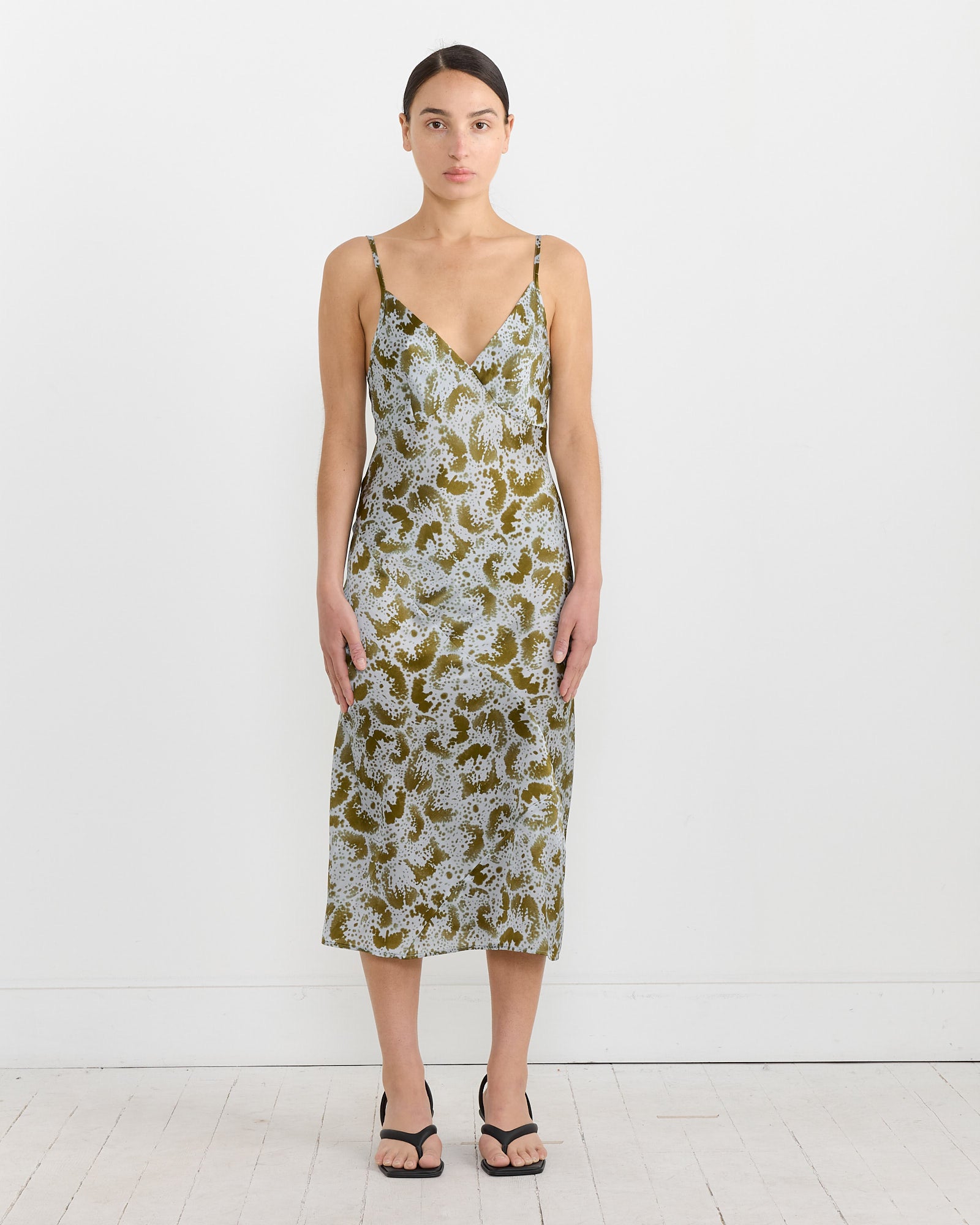 dries van noten silk dress Silk-satin midi dress - fuchsia