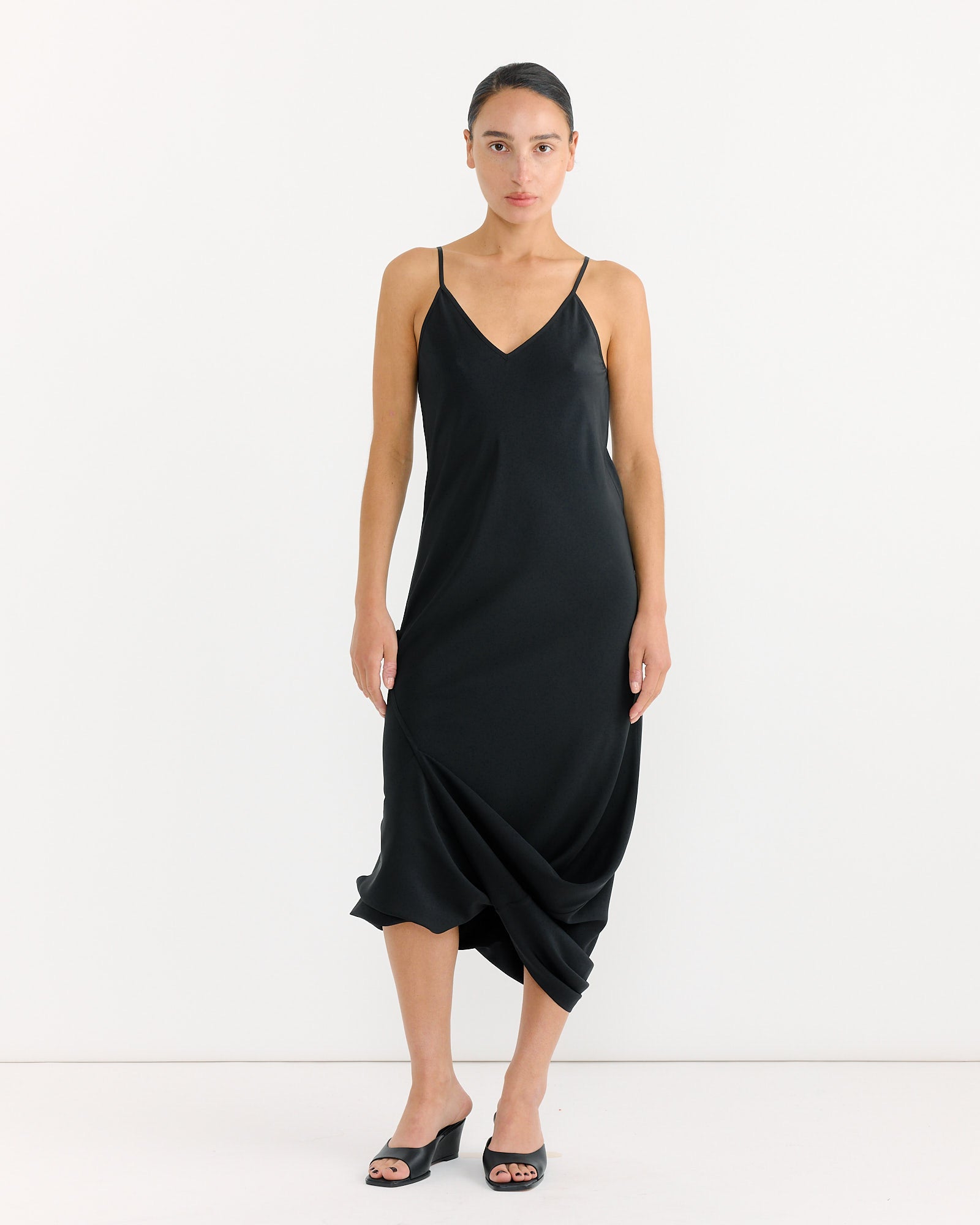 silk maison dresses Tempting, isn't it? Use code Queen for 25% off!, Worldwide Shipping | SILK MAISON