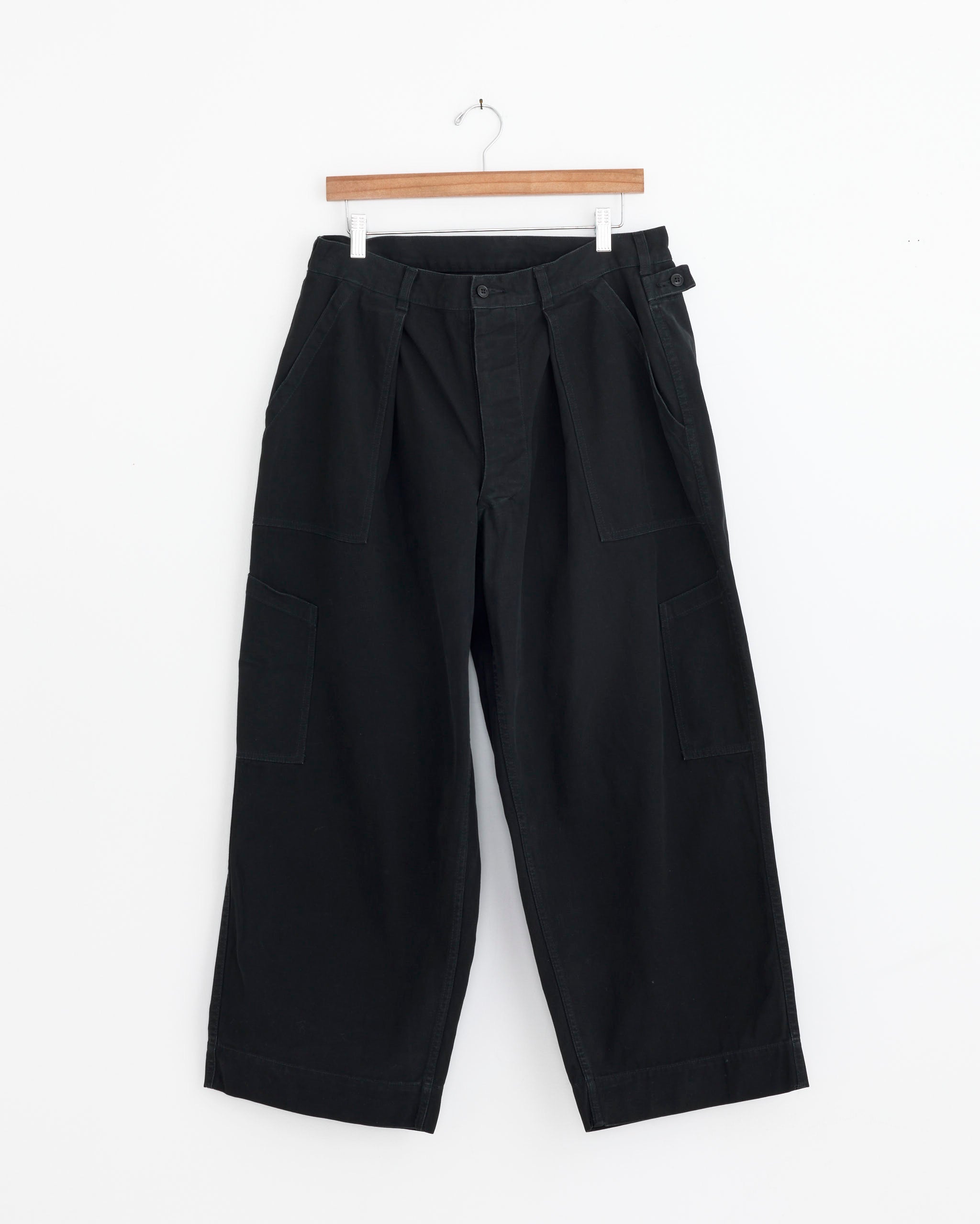 USAF Hemmed Bottom in Black