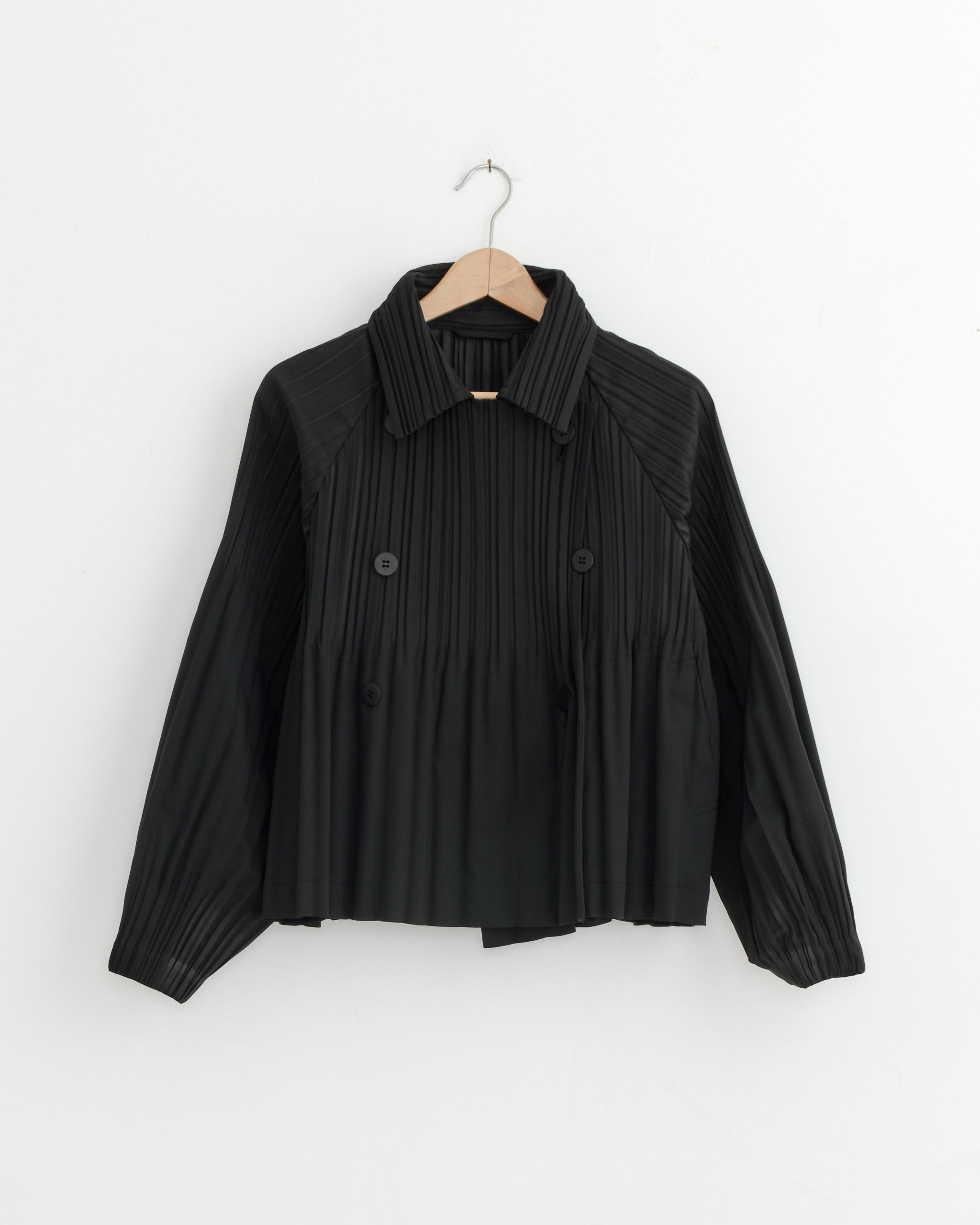 Smooth Coat in Black
