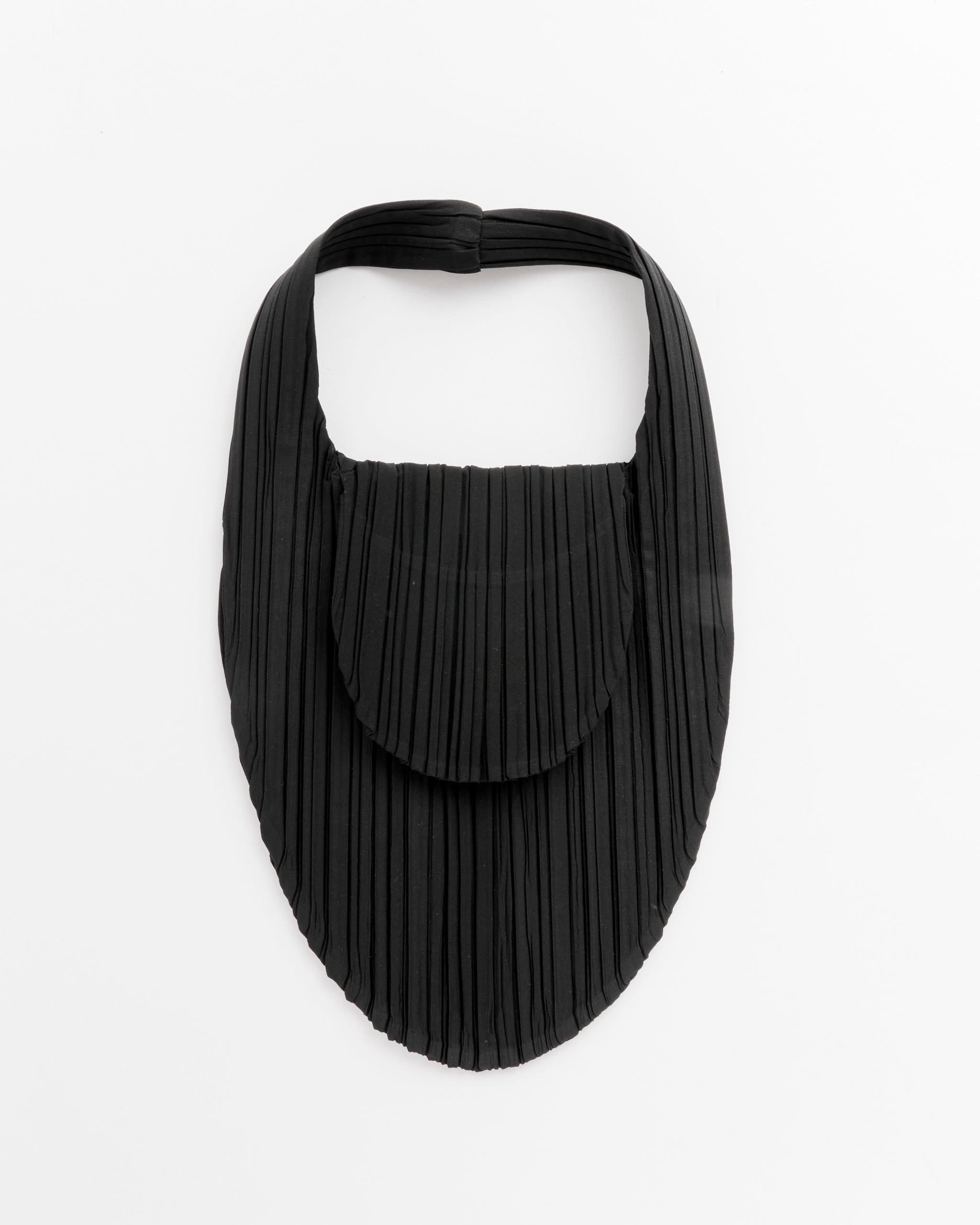 Pleats Seeds Bag in Black
