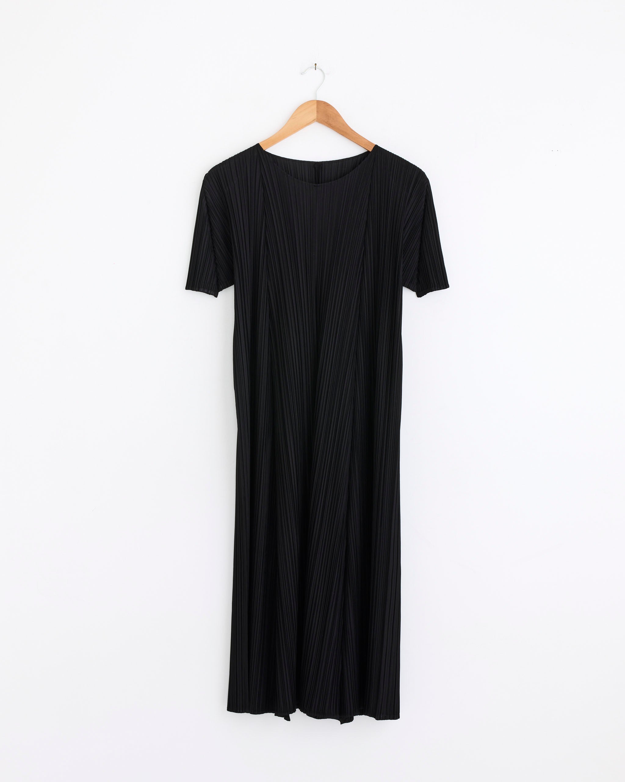 issey miyake pleated dress Mellow Pleats Dress in Black