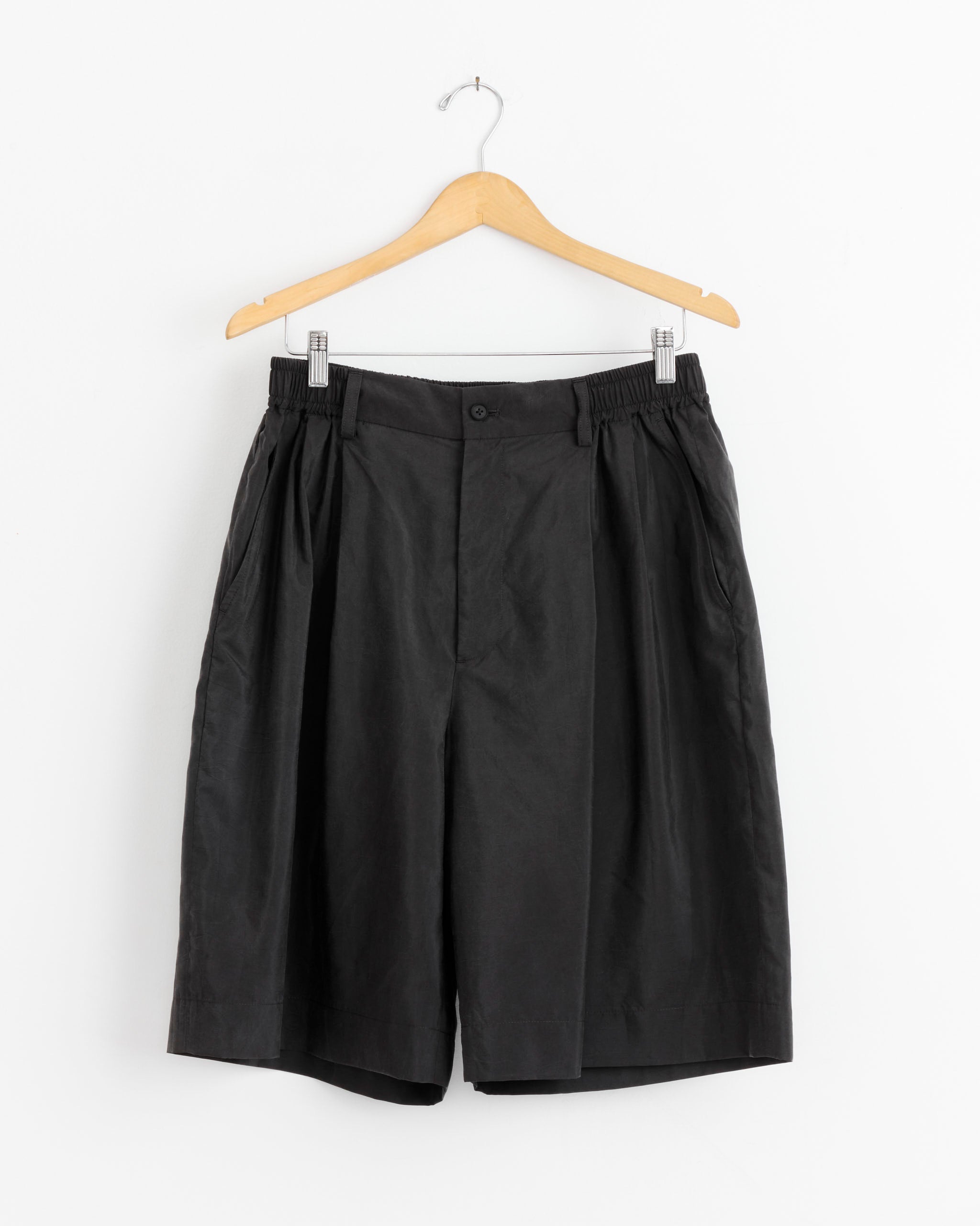 1446 Short in Brown