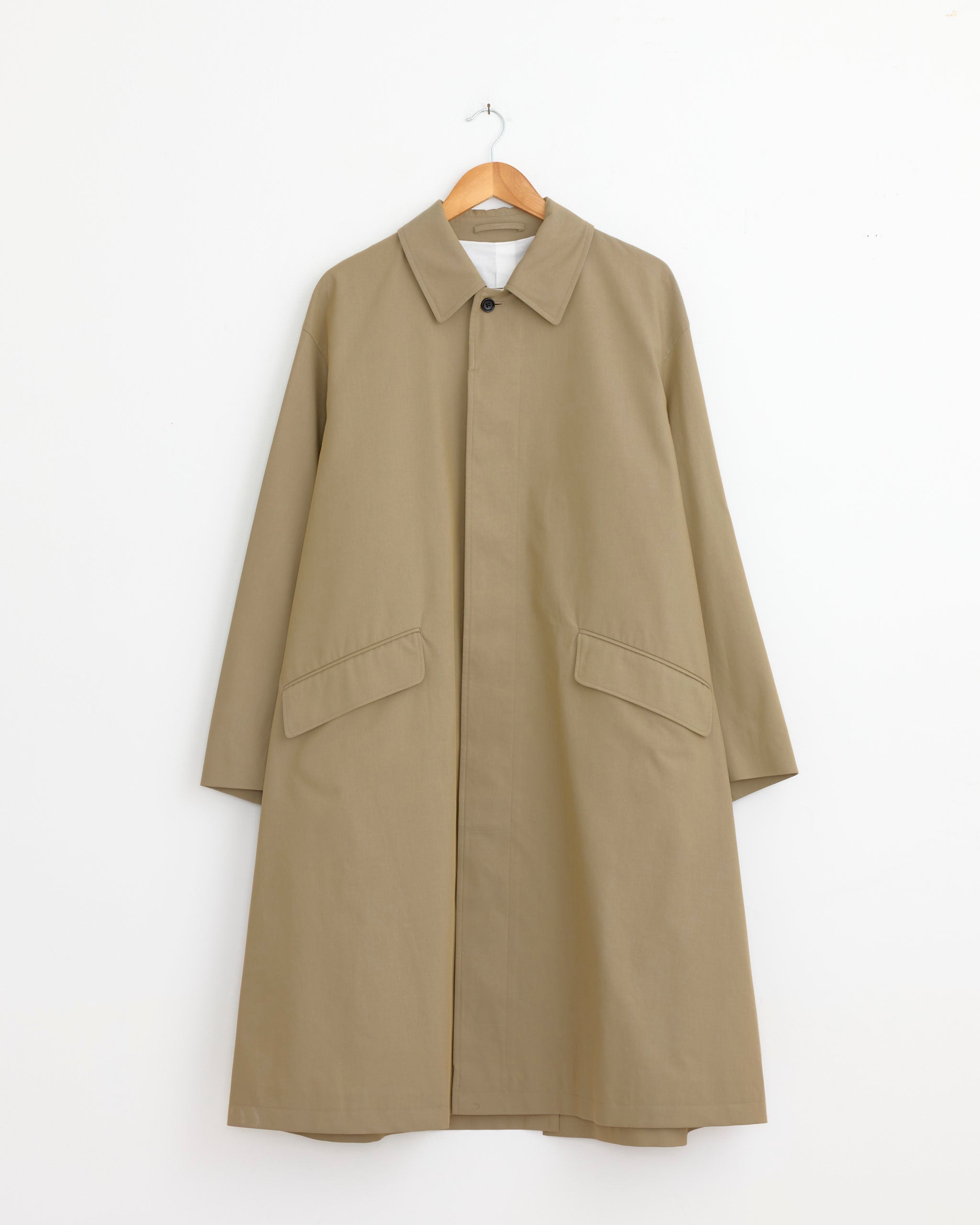 ジャケット・アウター CLASSIC GABARDINE COAT timeison Voile Gabardine Railway Coat in Beige