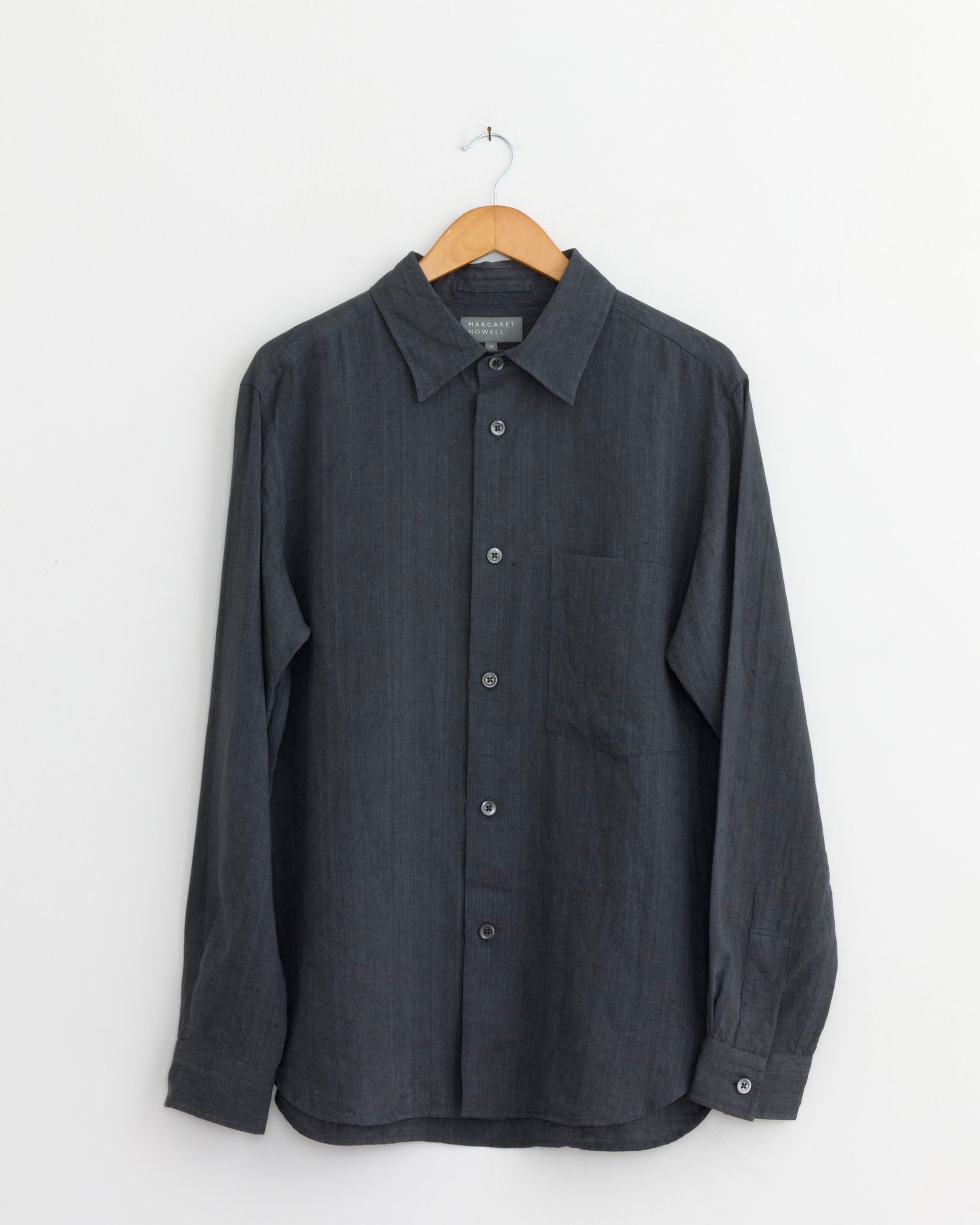 Basic Shirt in Asphalt