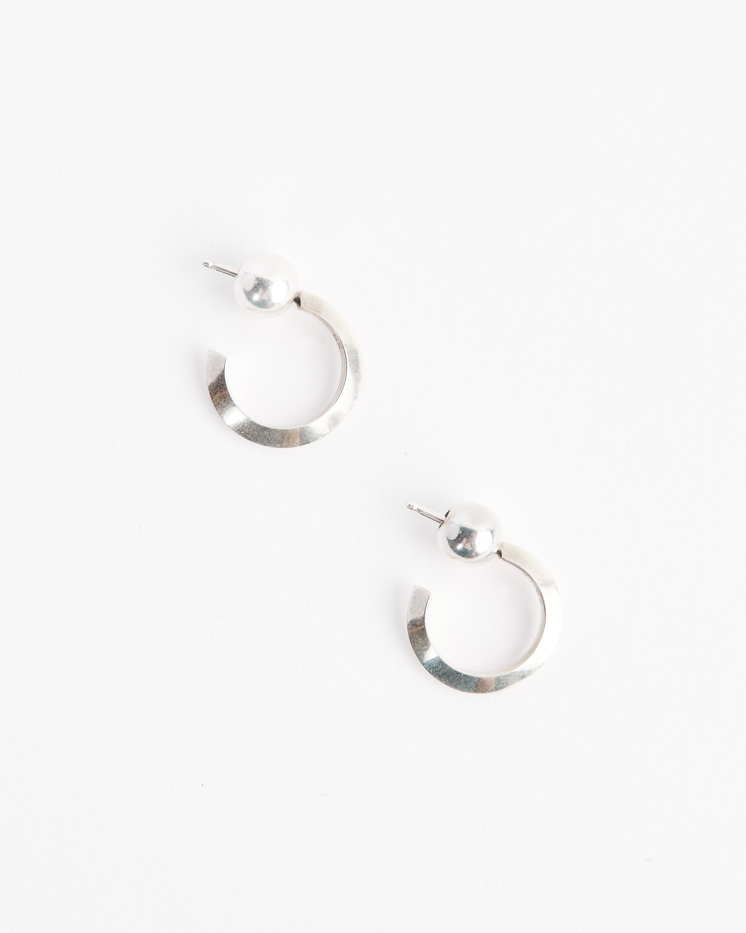 Mohawk General Store | Sophie Buhai | Small Ridge Hoops in Sterling Silver