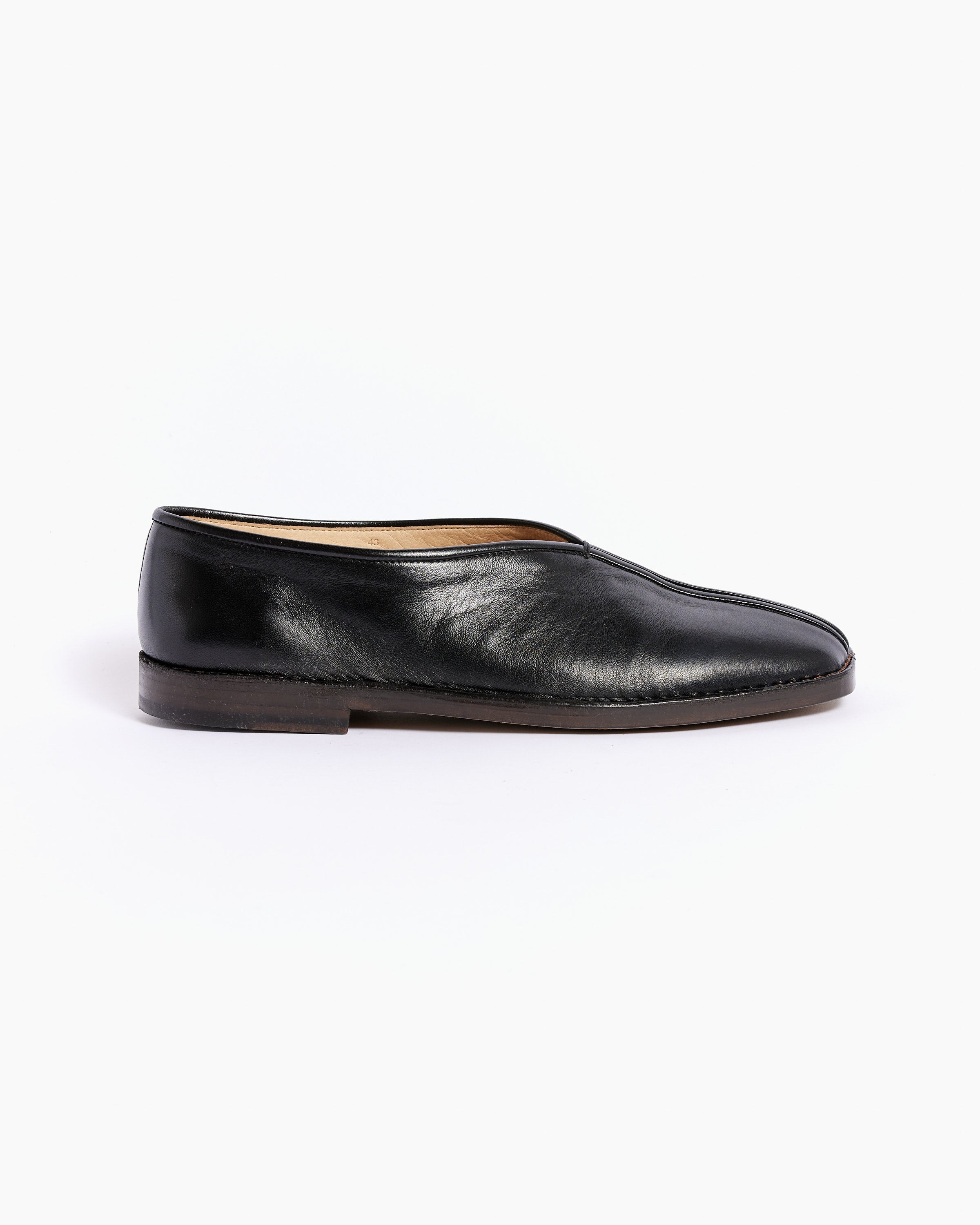 Mohawk General Store | Lemaire | Piped Slippers in Black
