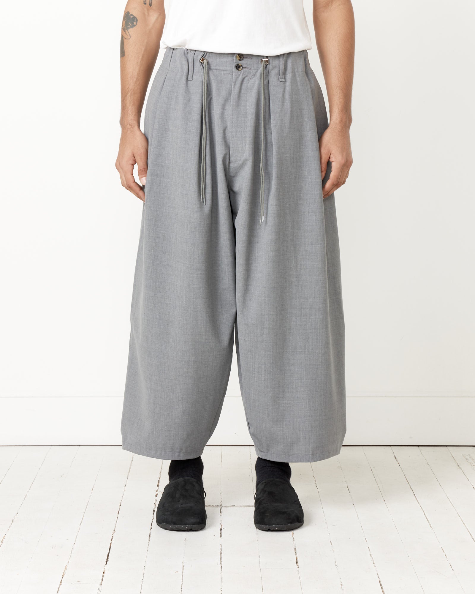 Essential Circular Pants in Grey