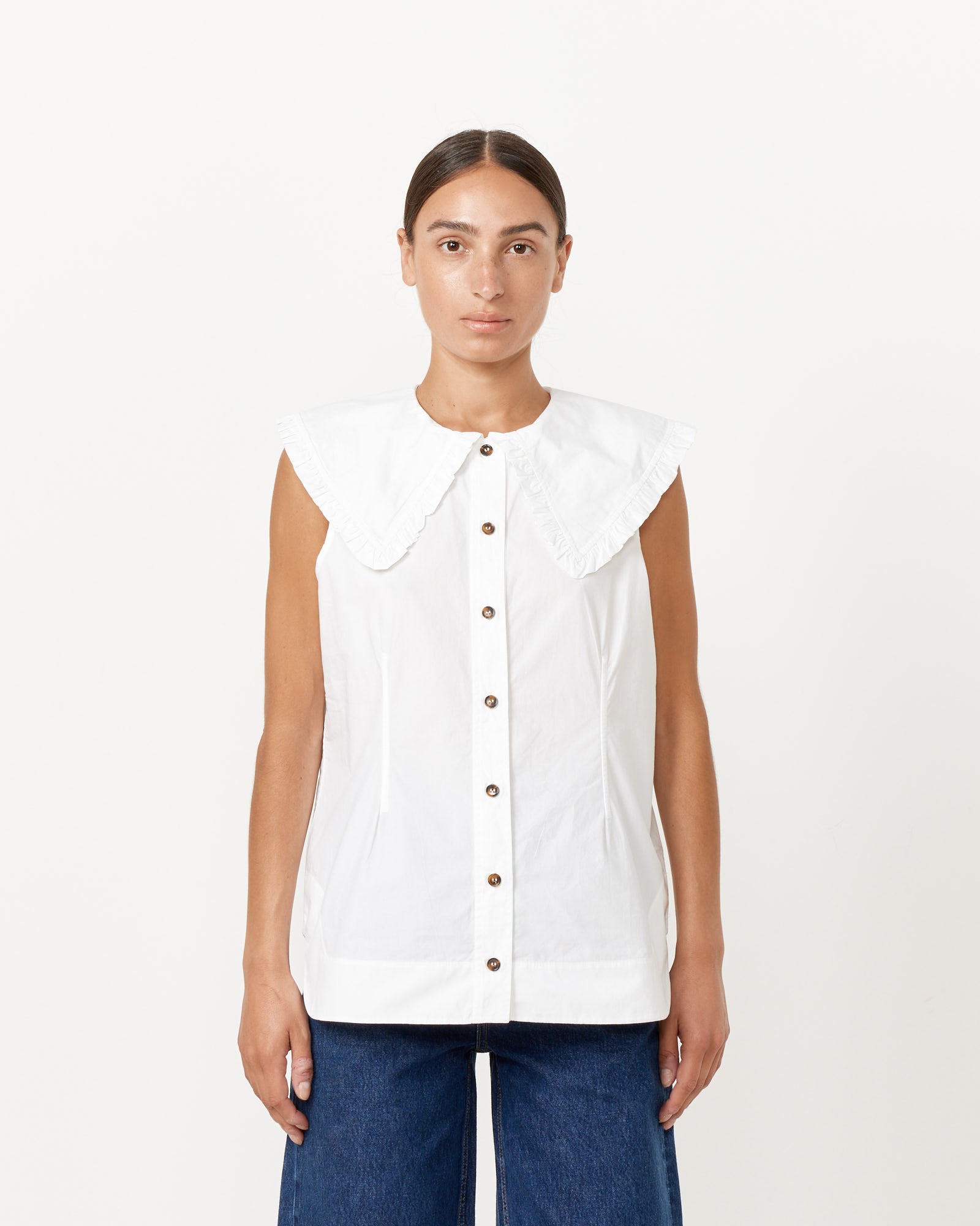 Sleeveless Shirt in Bright White