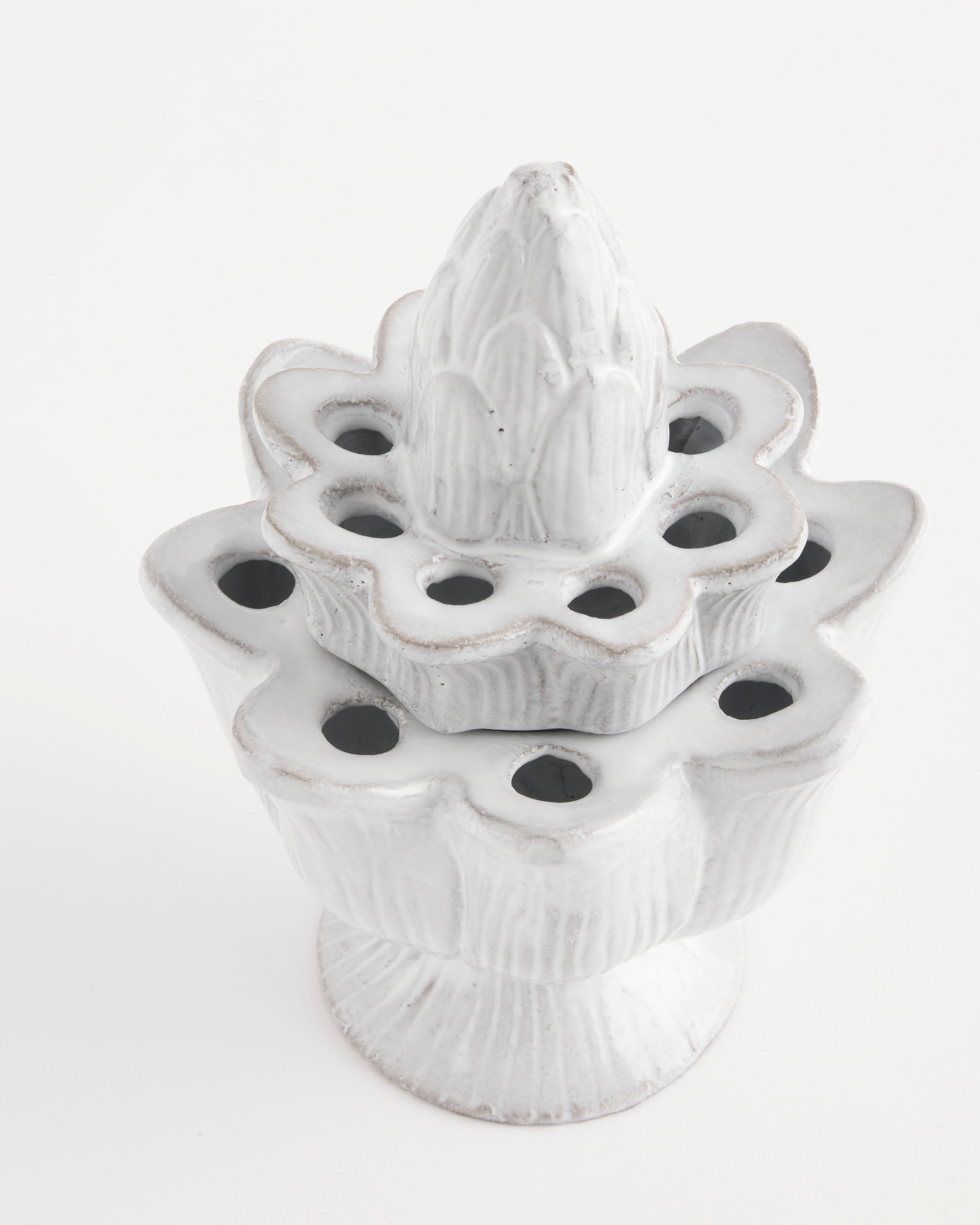 Pique Flower Holder