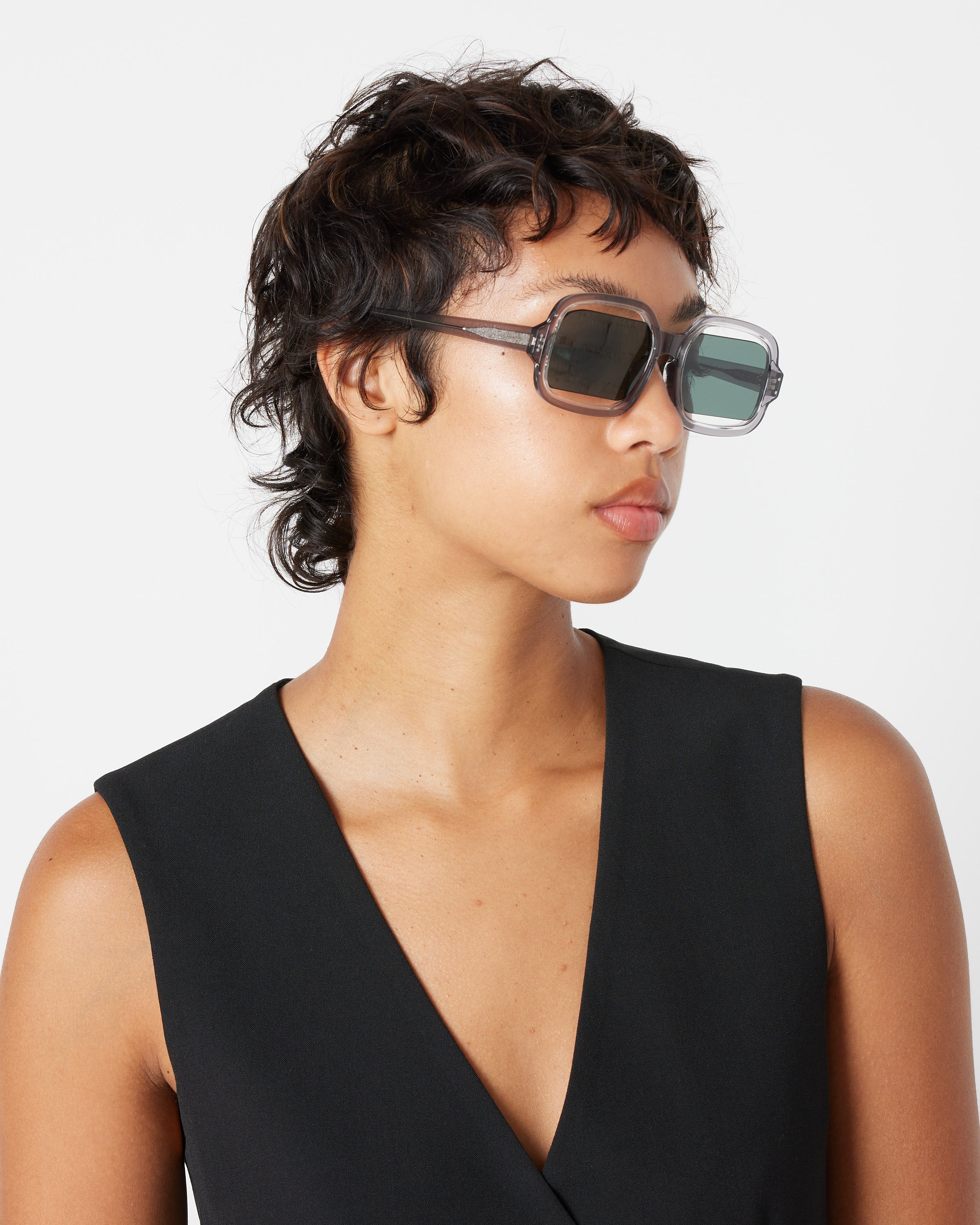 Olga Sunglasses in Transparent