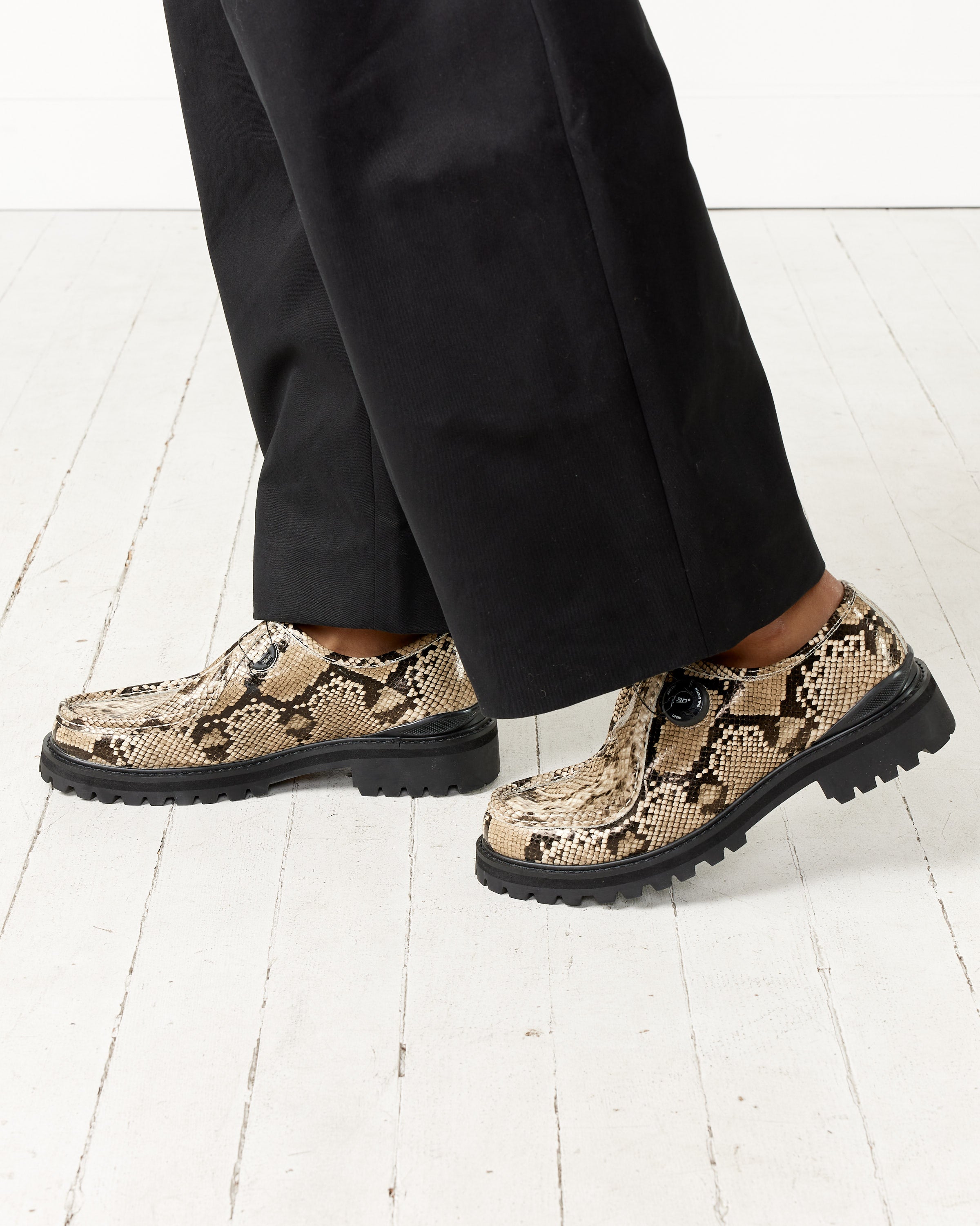 Chaussure de Marche in Snake