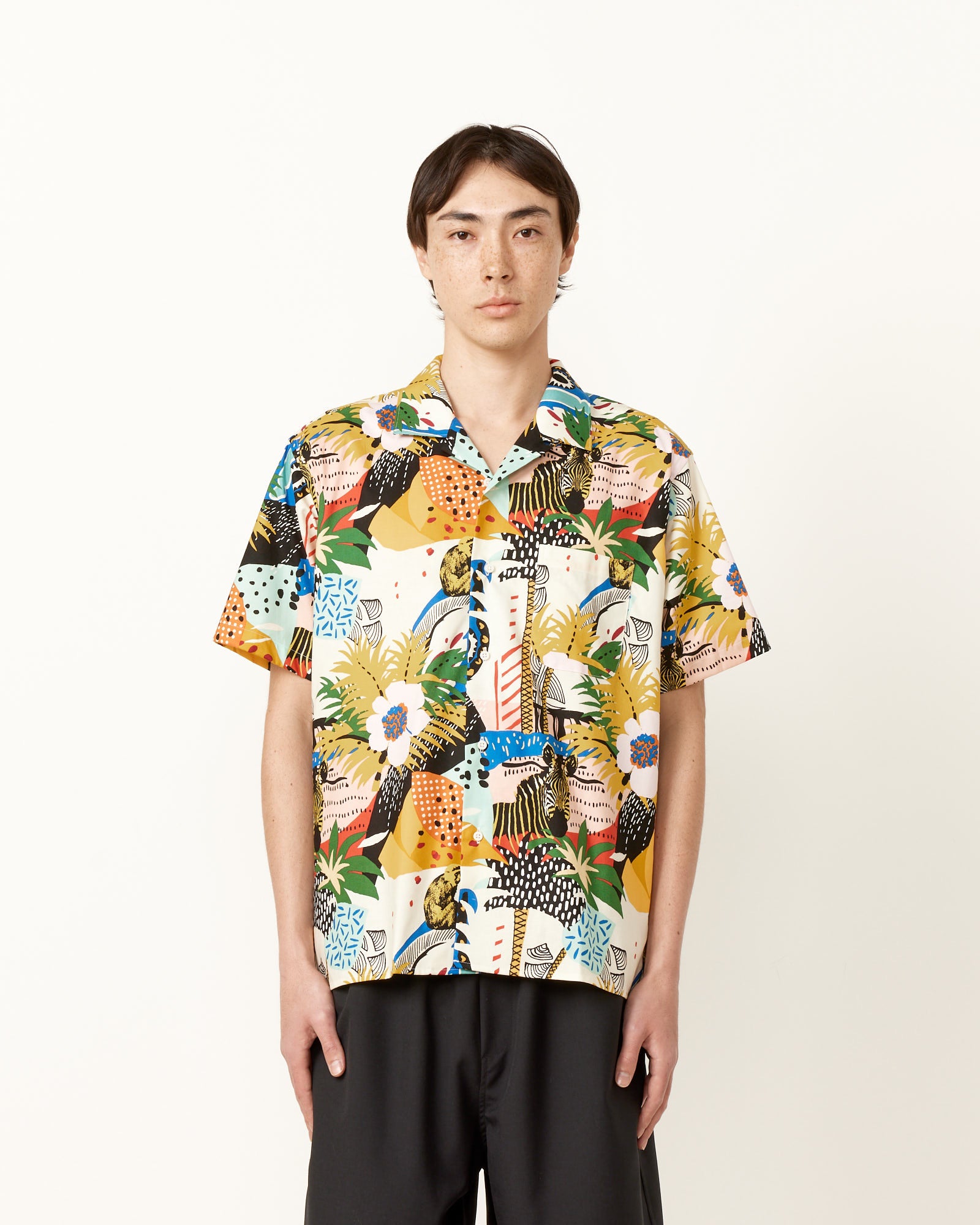 Short Sleeve Camp Shirt in Disco Oasis