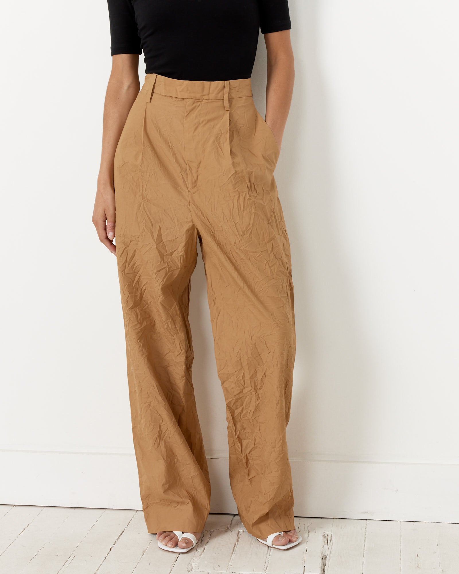 Wrinkled Twill Pant in Brown