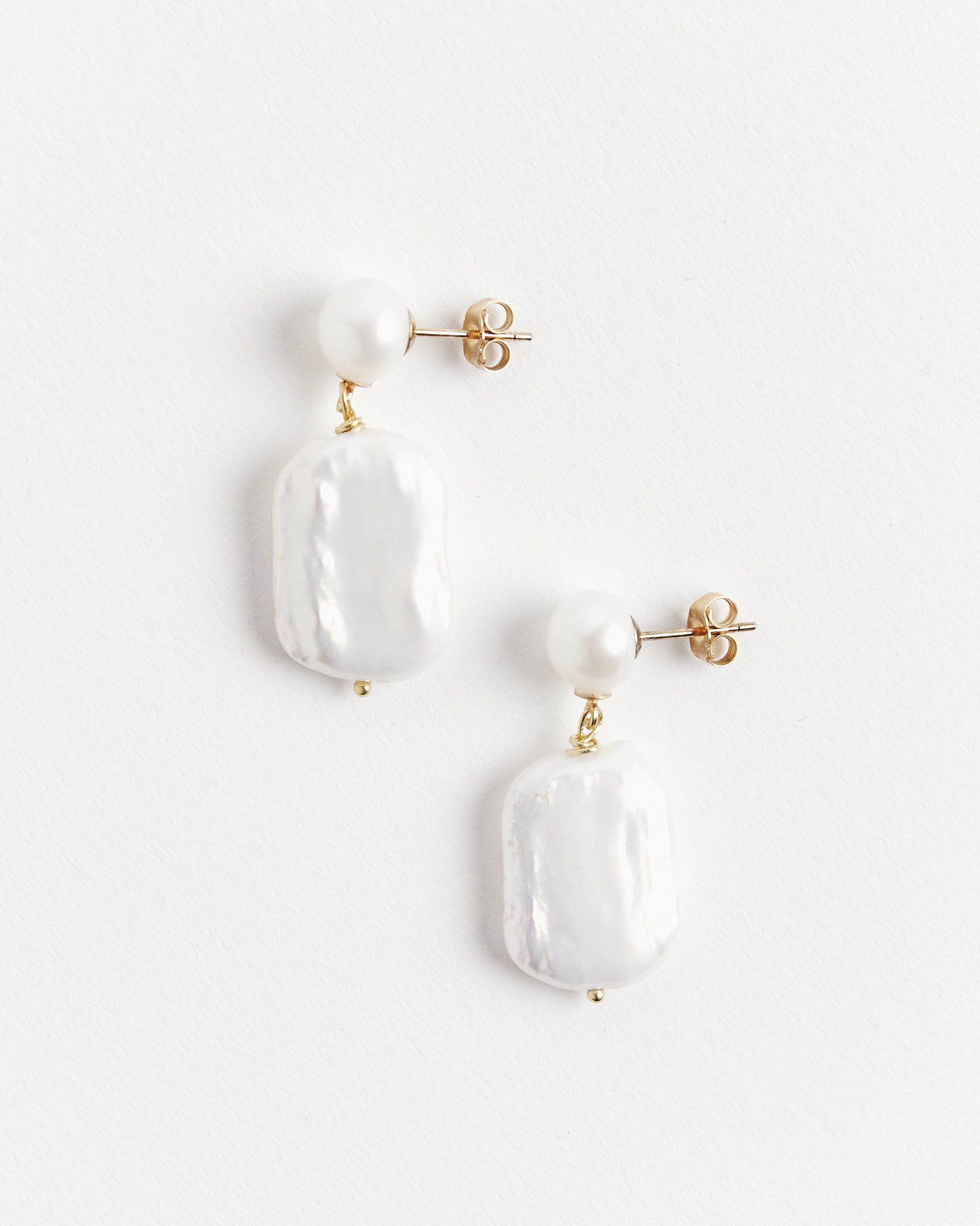 Sybil Earrings in Ivory/Gold