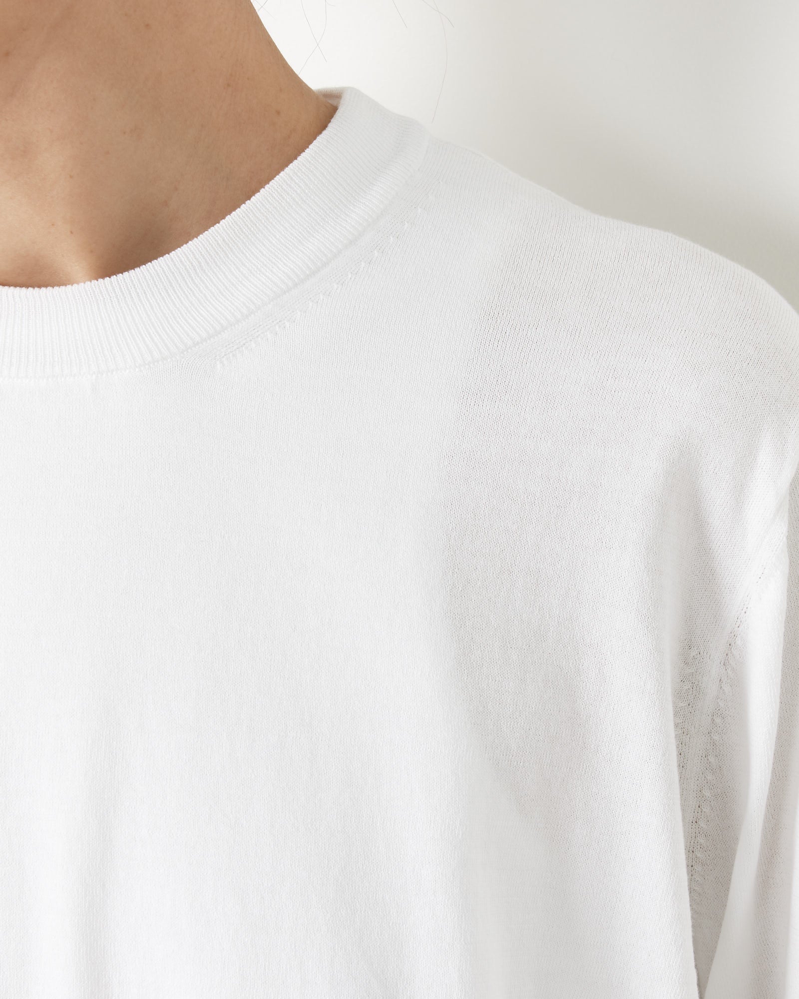 Perfect Mens Pullover in White