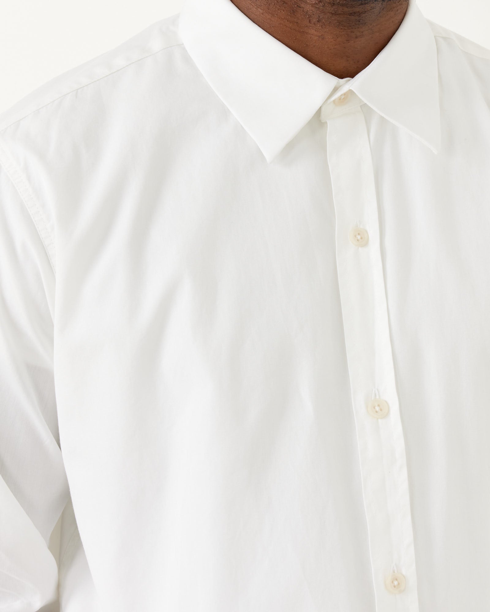 Banquet Shirt in White