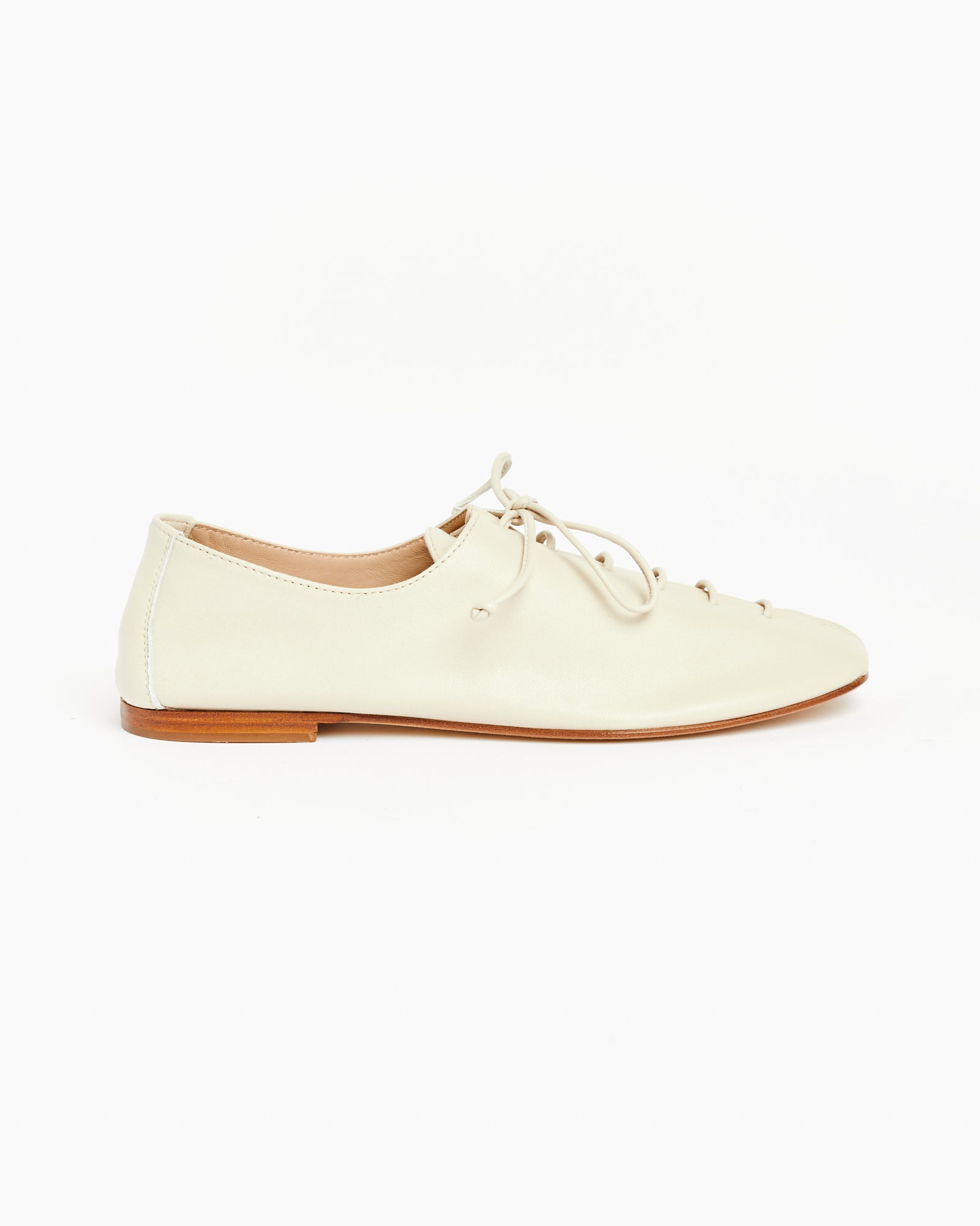 Plegada Deconstructed Lace-up Shoe in Cream