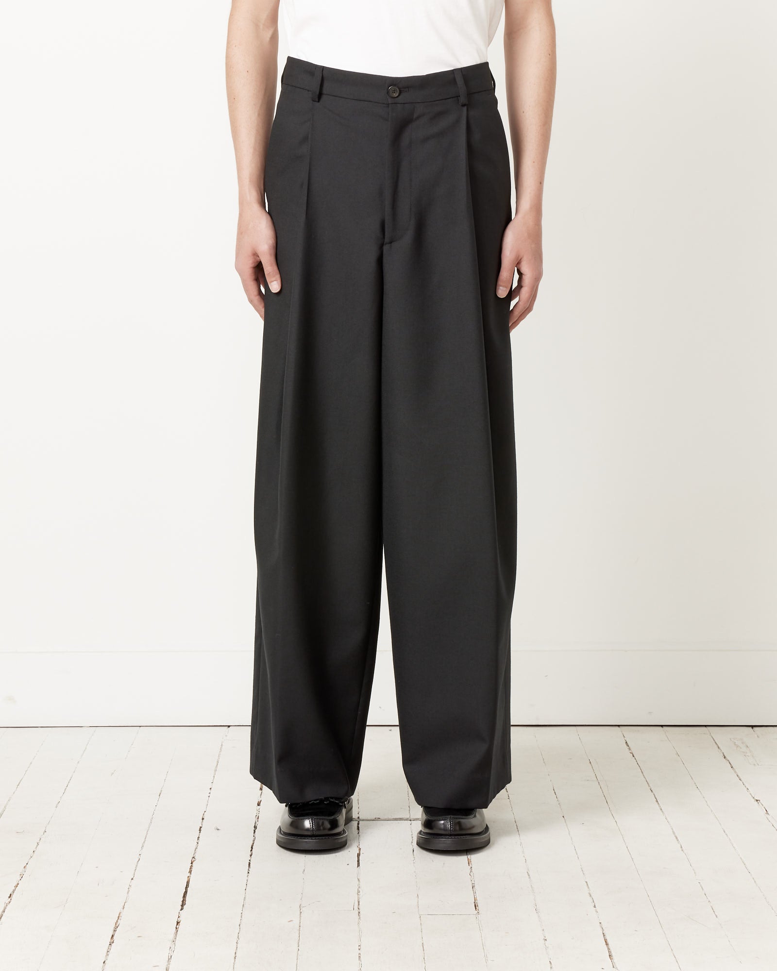Wide Leg Tailored Pants in Black