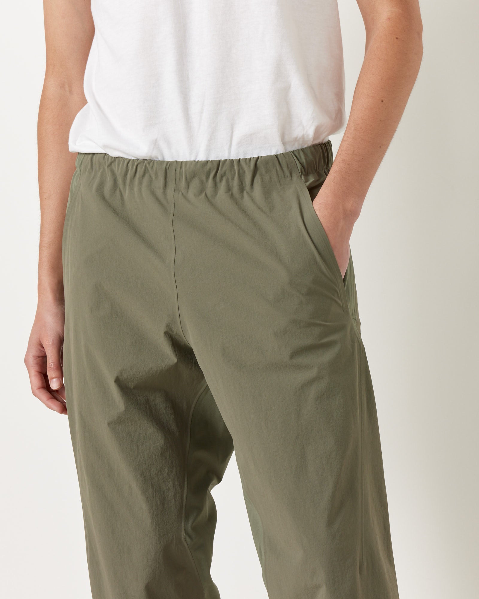 Secant Comp Track Pant in Forage