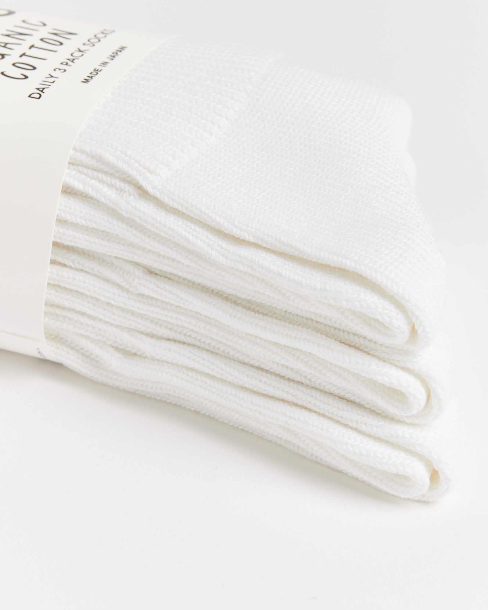 1427 Daily 3 Pack Ribbed Crew Socks in White