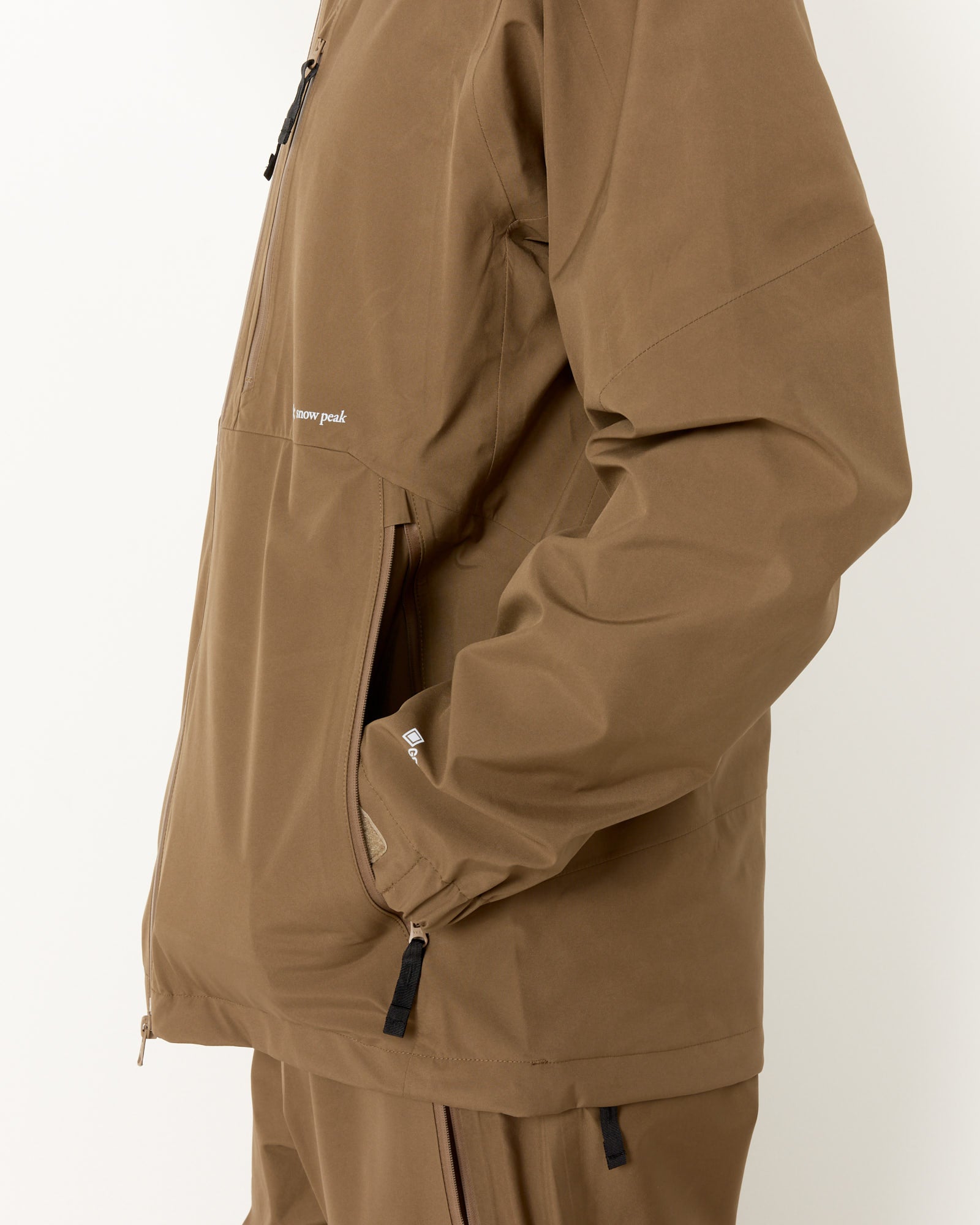 GORE-TEX Rain Jacket in Coyote