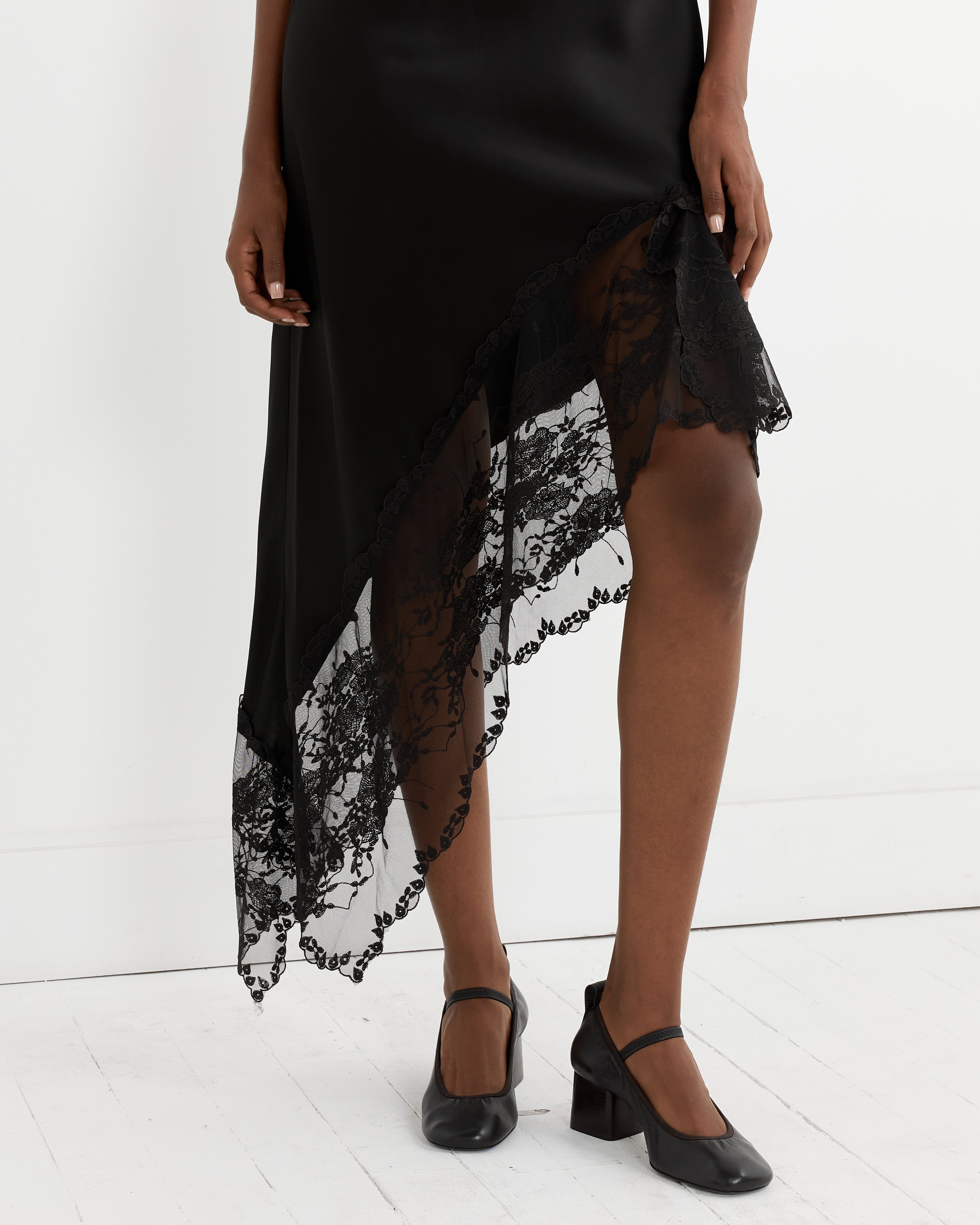 Laynee Dress in Black Laynee Dress in Black