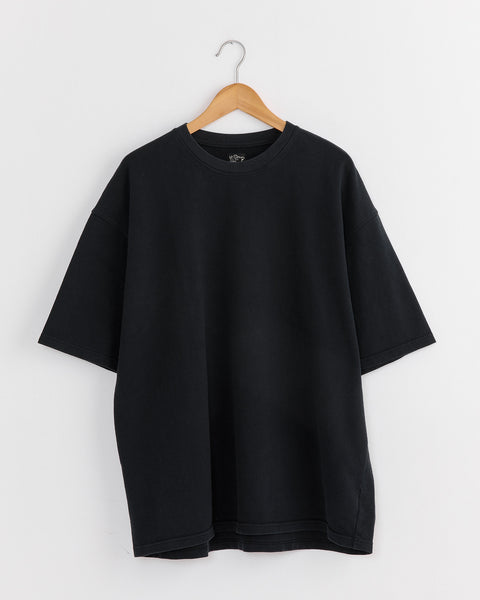 Loose Fit T-Shirt in Black