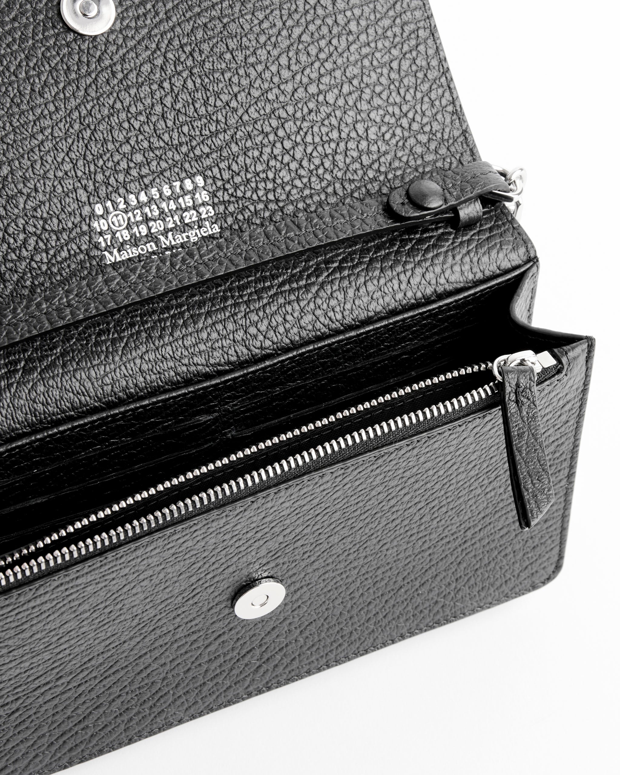 Wallet On Chain in Black