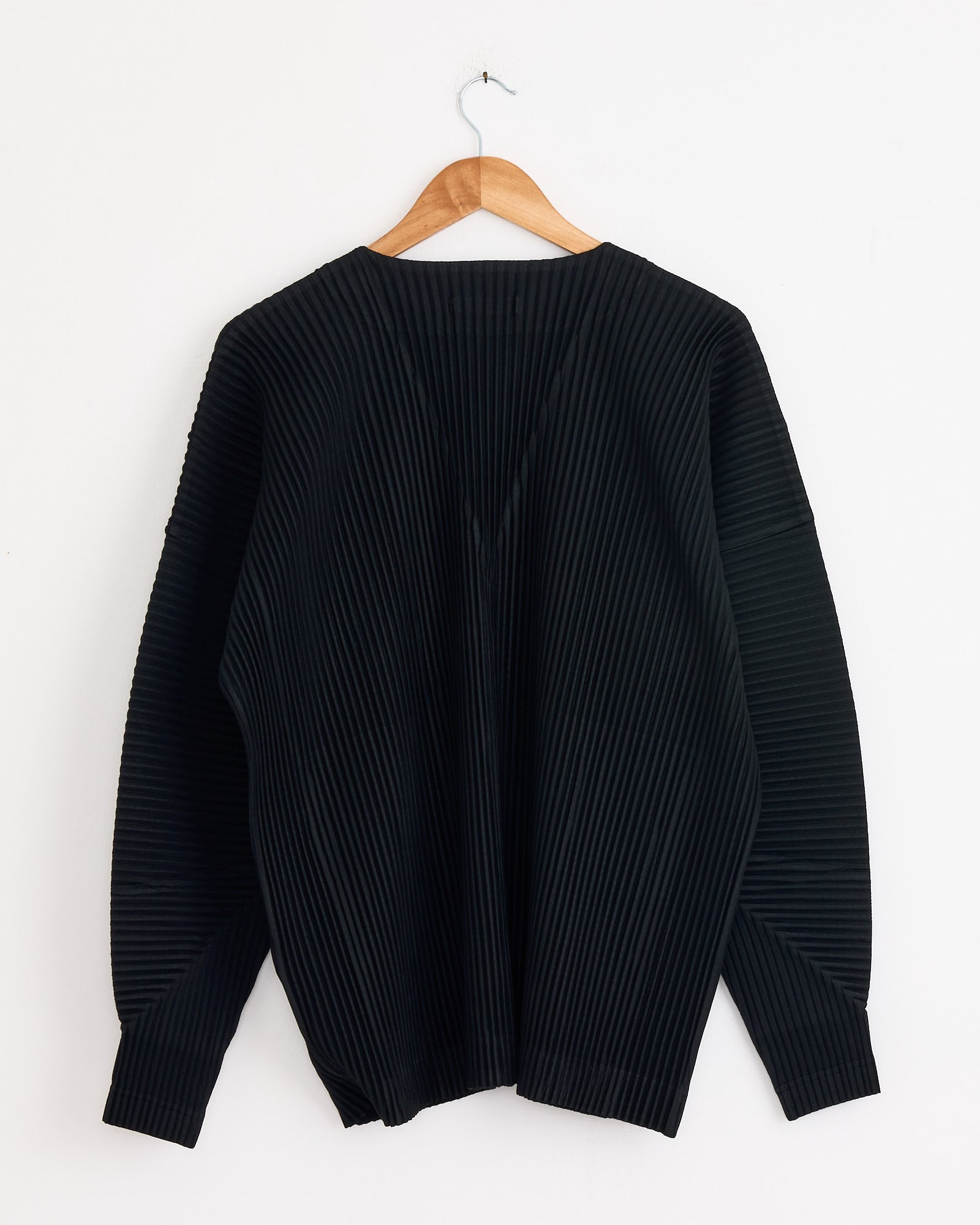 MC Oct Cardigan in Black