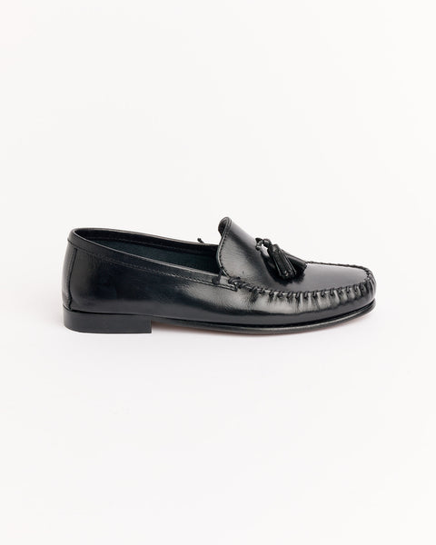 The Tasselo Moc Loafer in Black