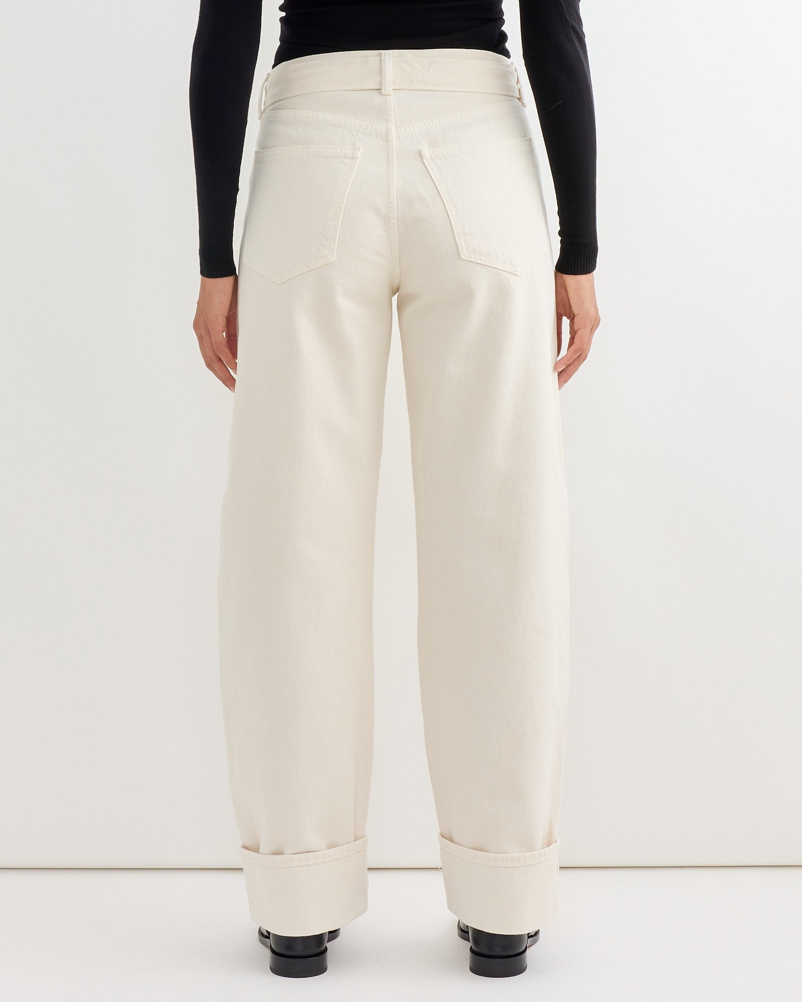 Cuffed Taper Jean in Brown Rice - Brown Rice / 25 (274104)