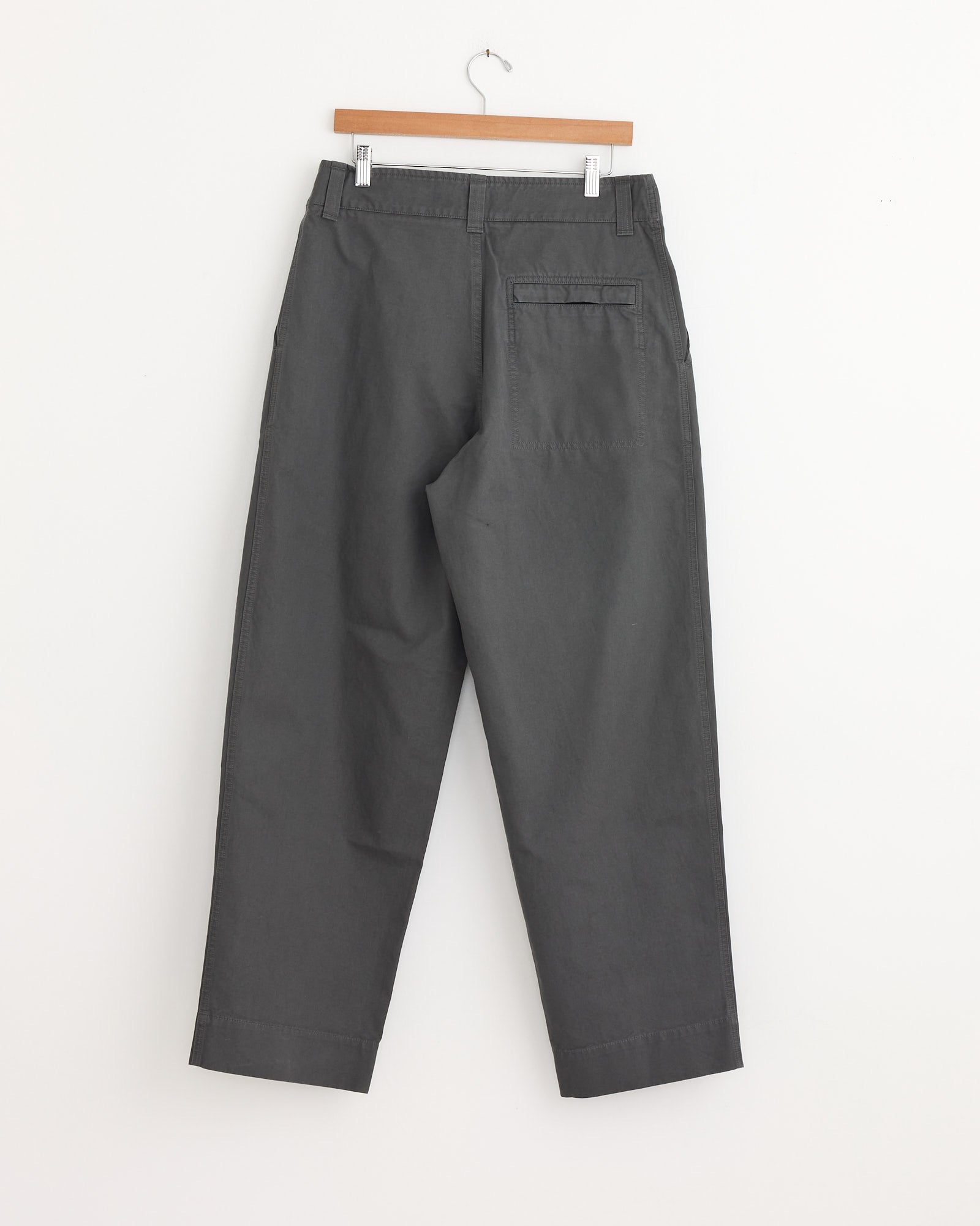 Stitch Pleat Trouser in Charcoal