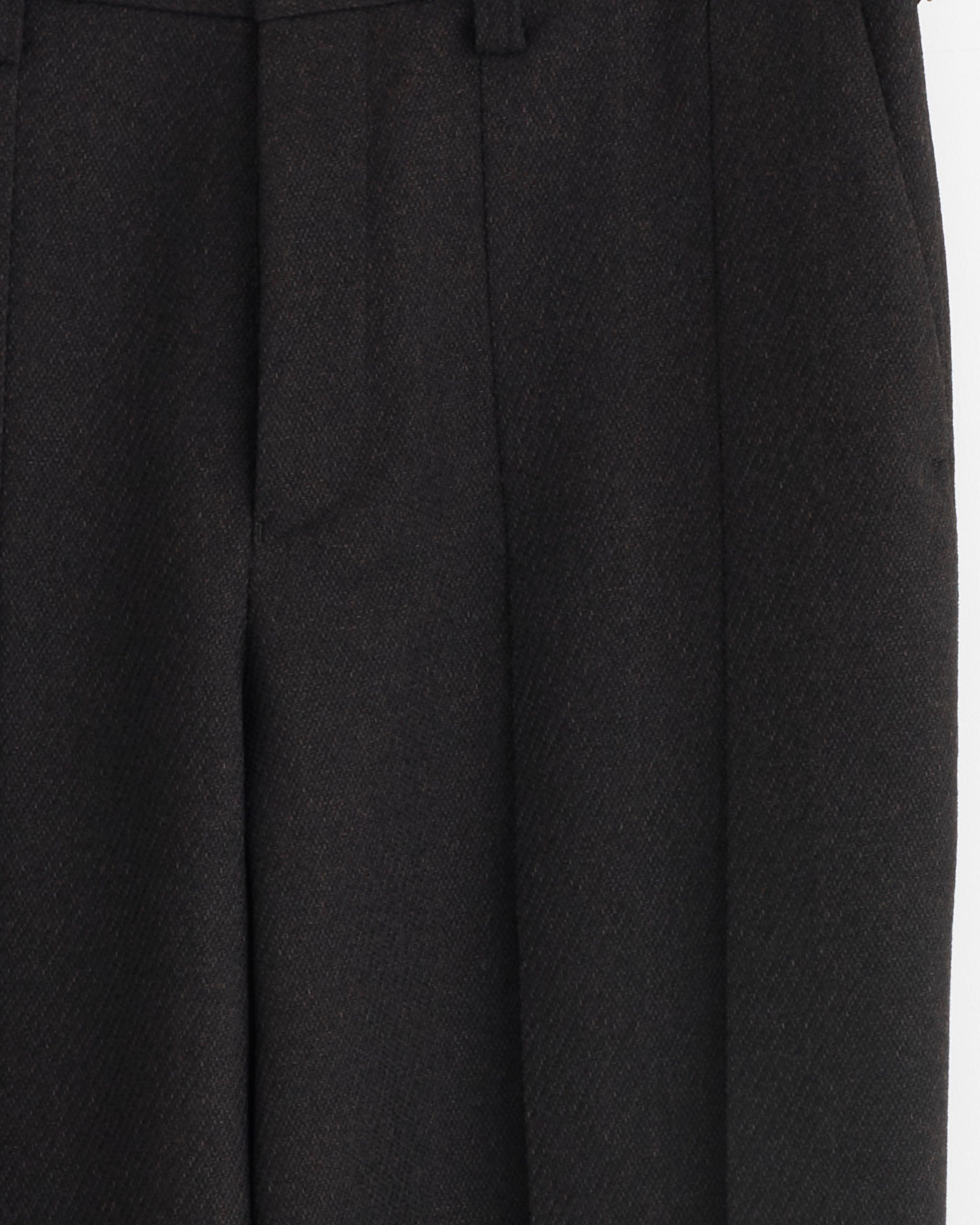 Close-up of the front upper section of IM MEN’s Wool Like Tweed Pant in Dark Brown, highlighting the waistband, belt loops, and pleats that create a tapered fit.