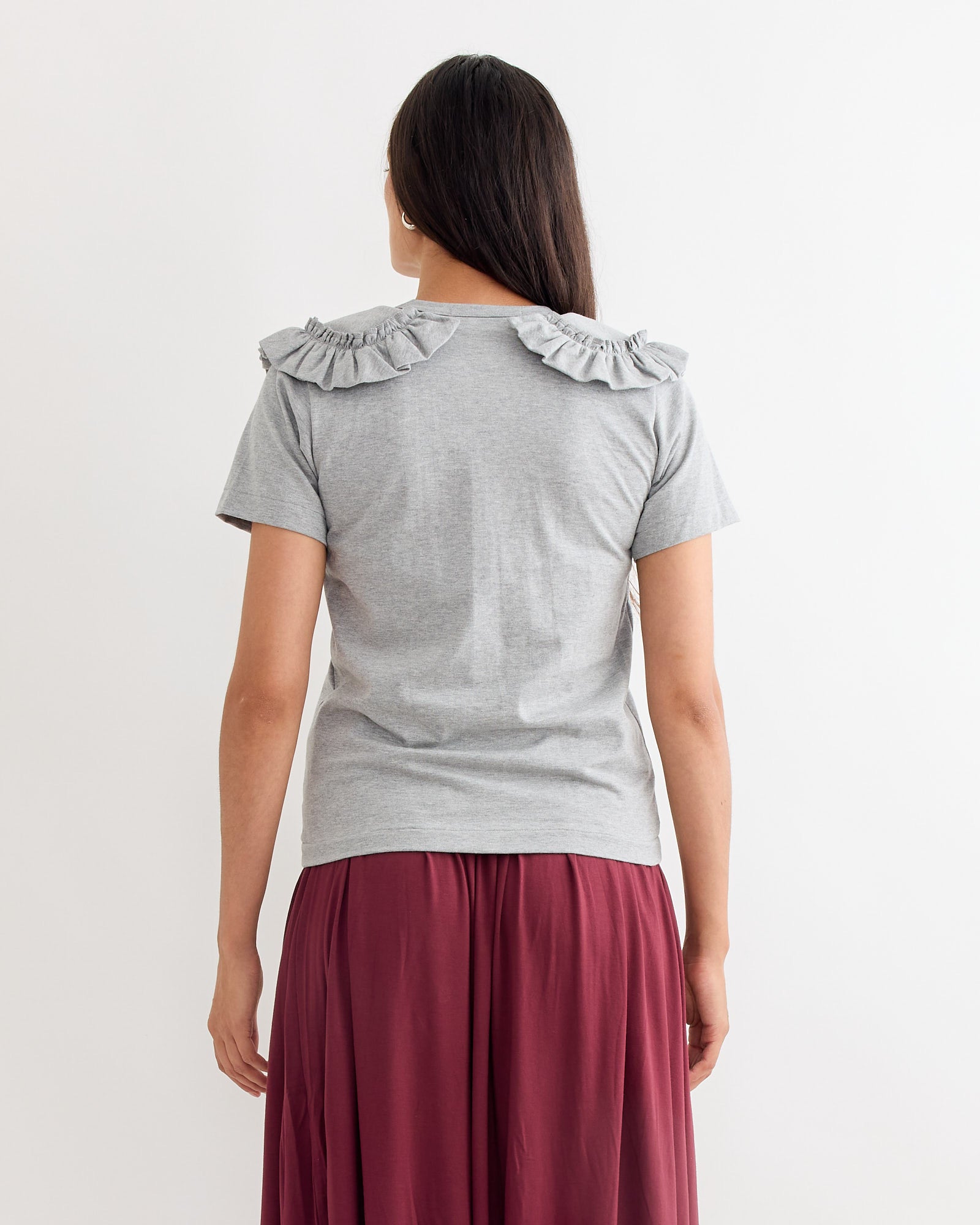 Ruffled T-Shirt in Grey