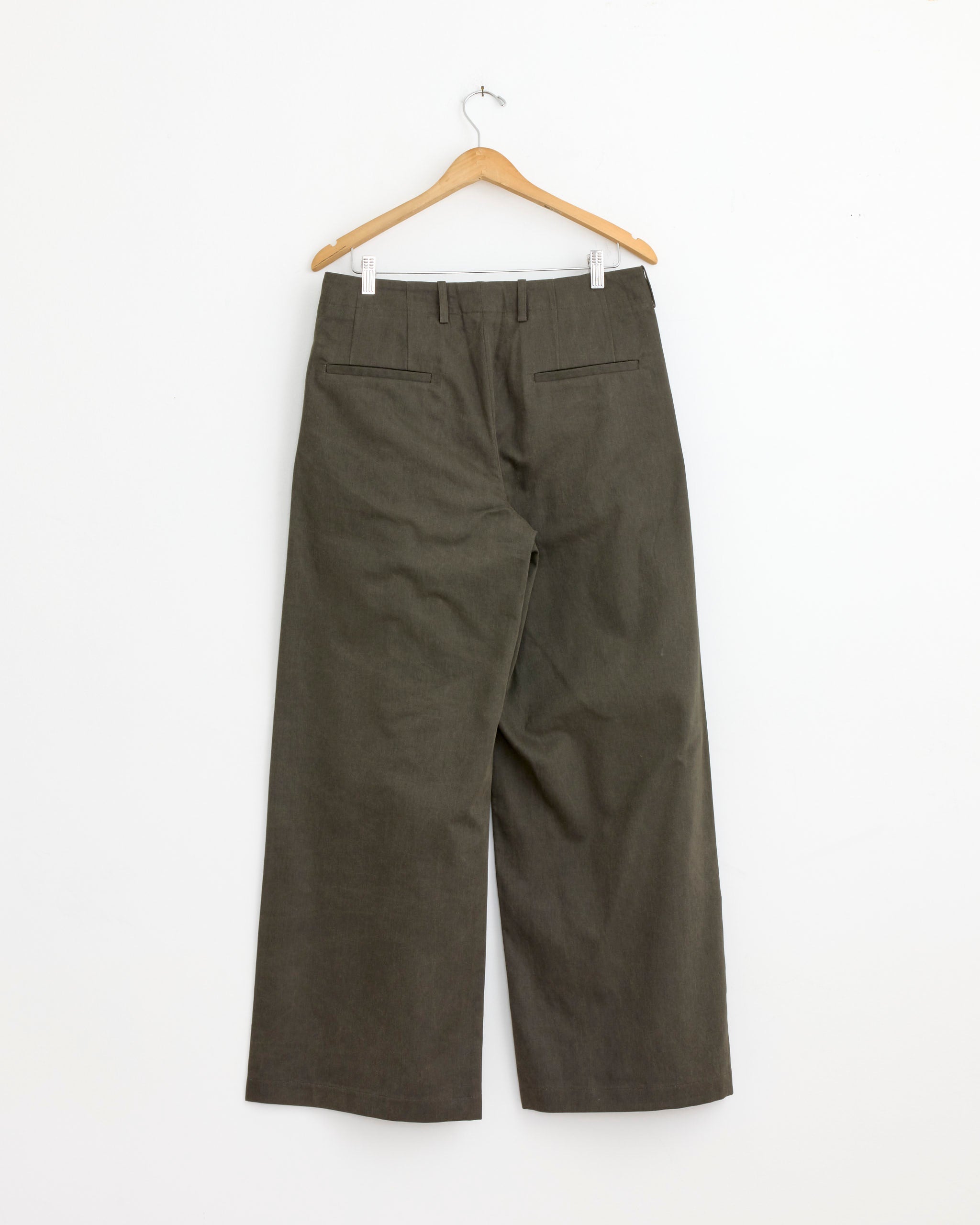 Bridge Chino in Antique Mudd