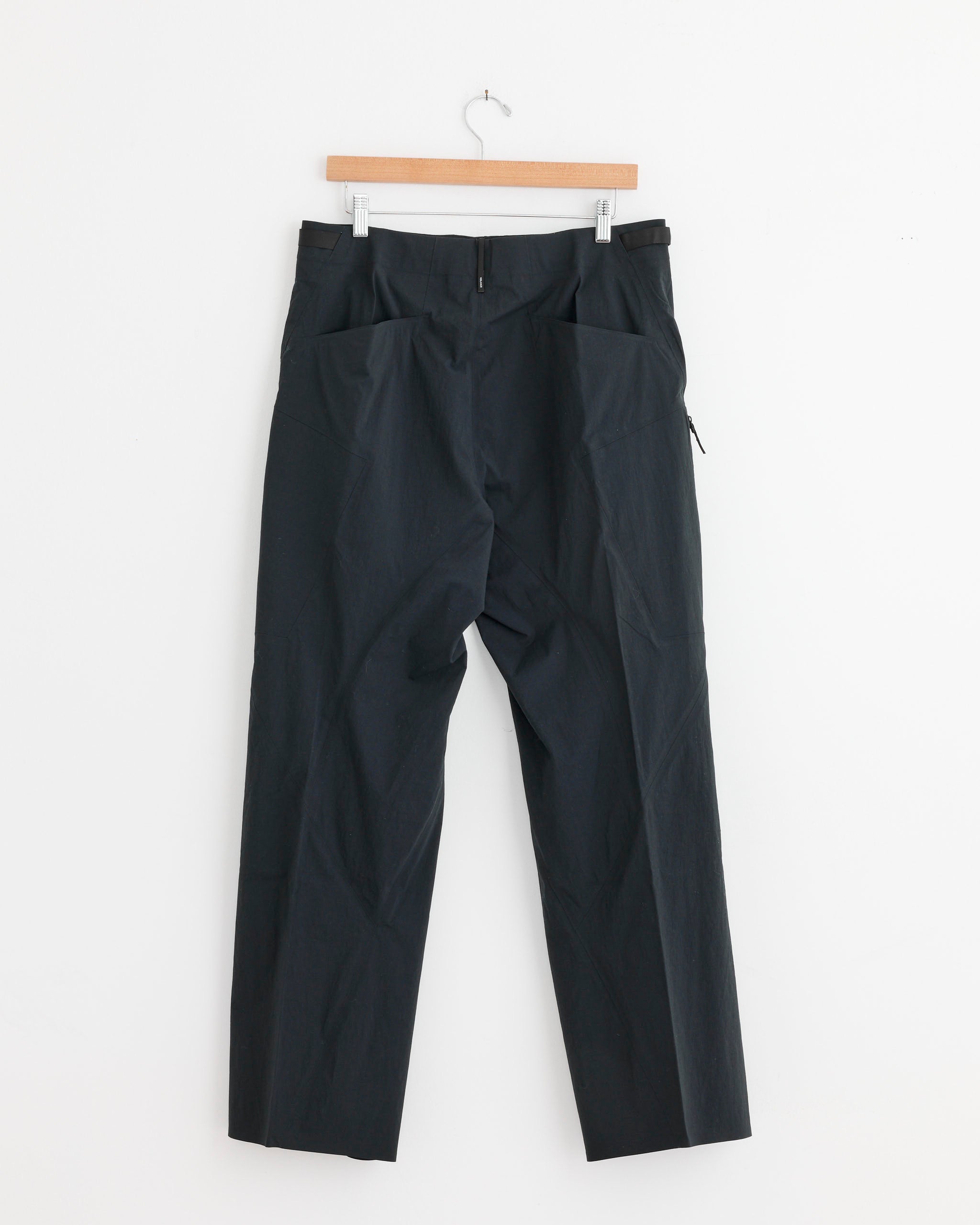 Spere Cargo Pant in Black