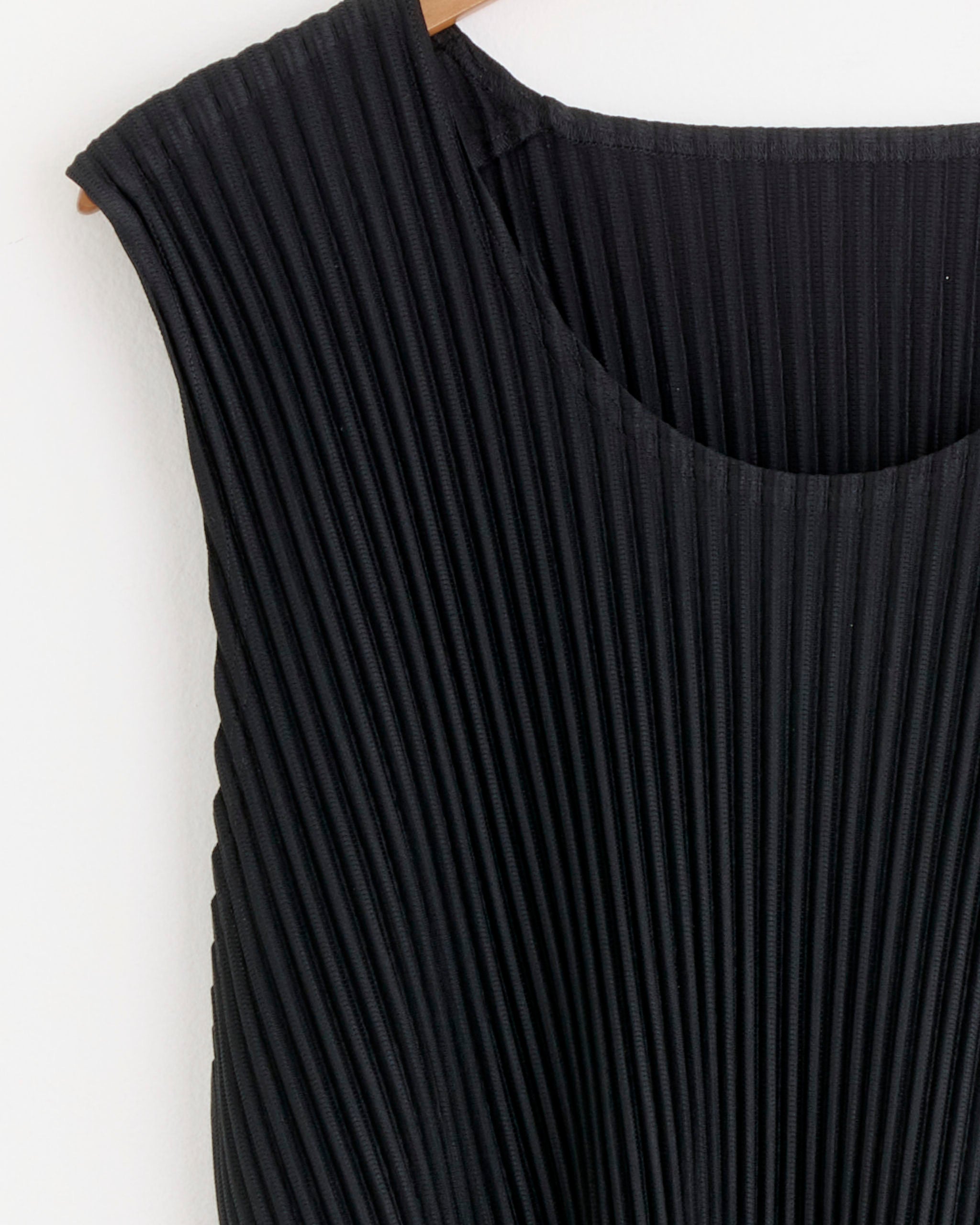Mohawk General Store | Homme Plissé Issey Miyake