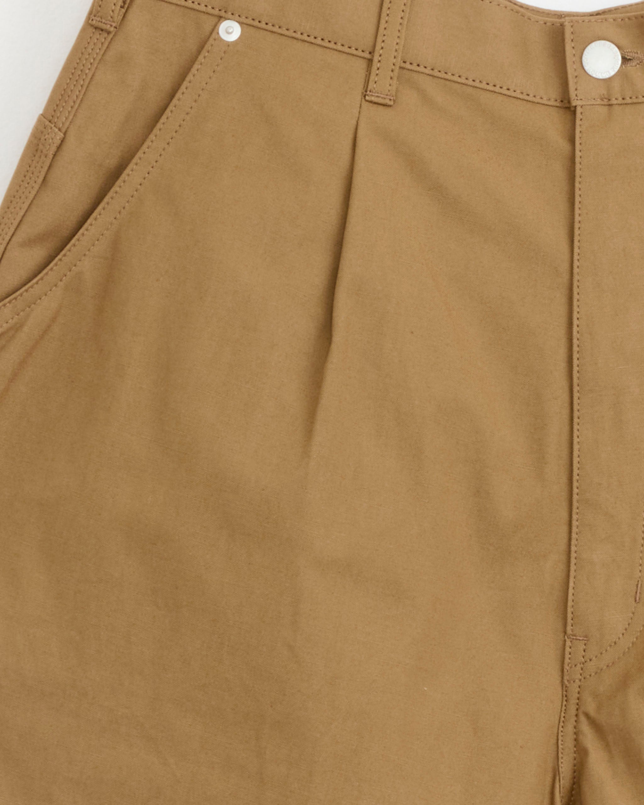 028 Short in Brown