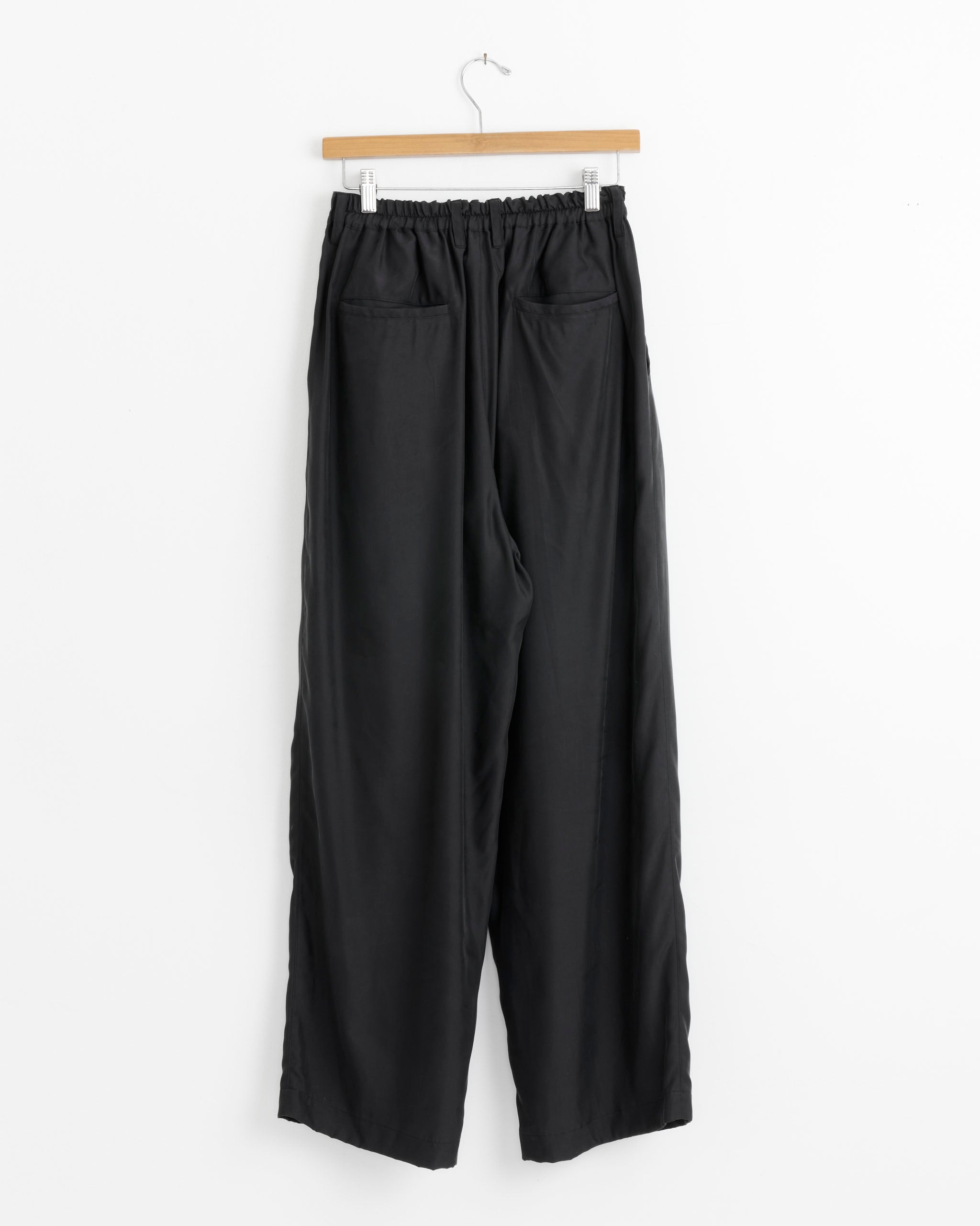 Cupro Twill Wide Easy Trouser in Black
